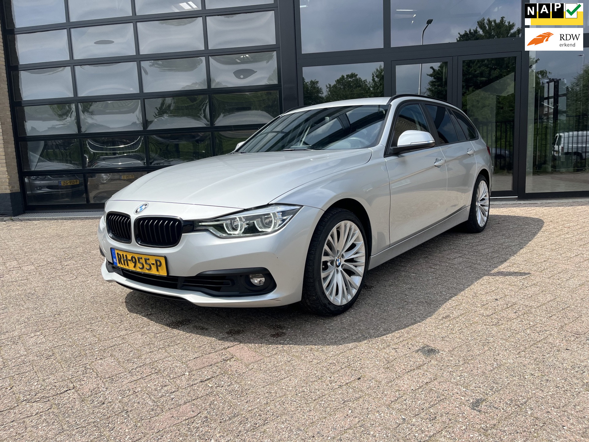 Foto van BMW 320I