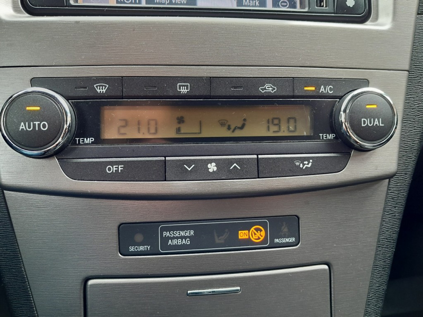 Foto van Toyota Avensis