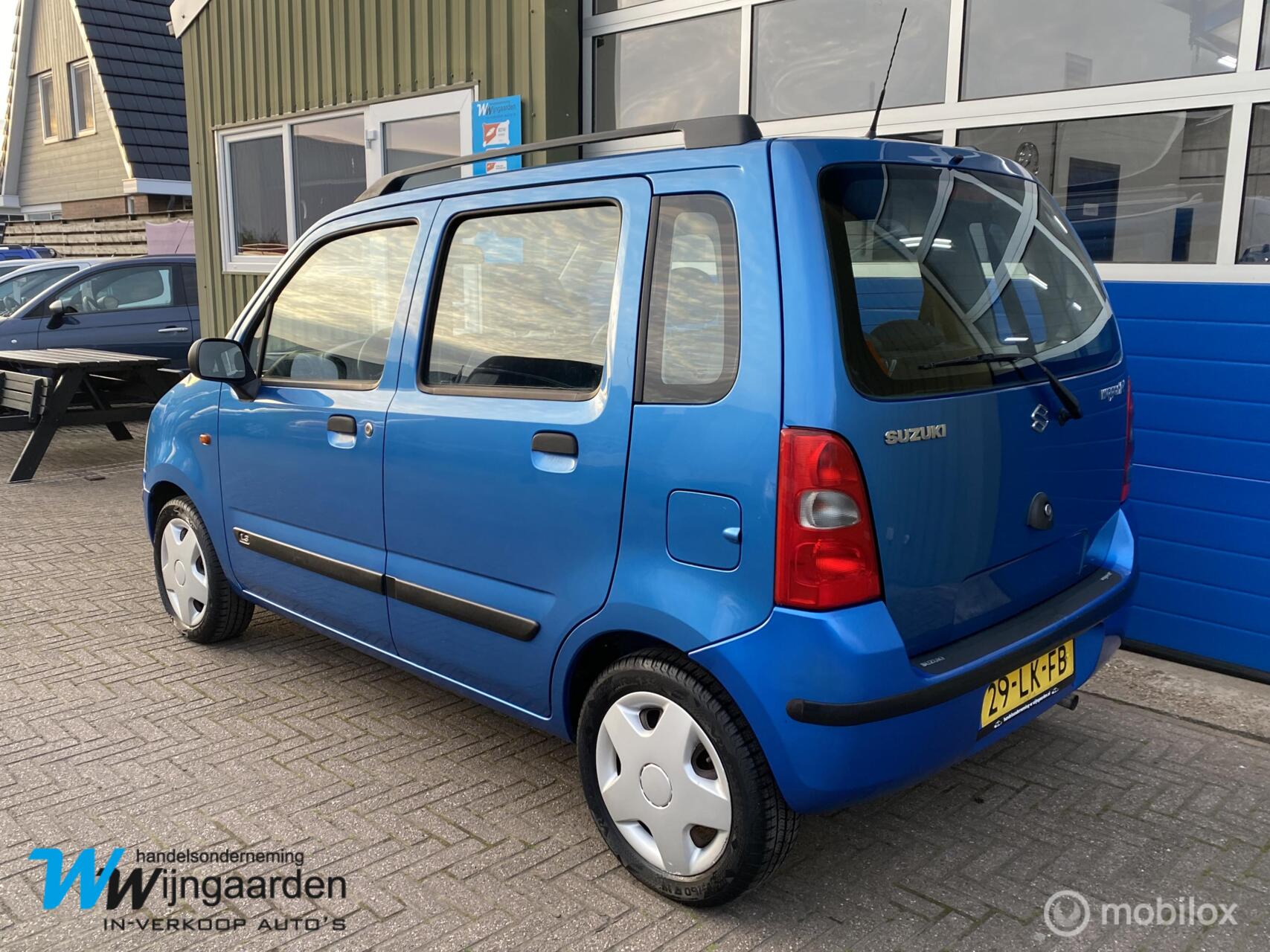 Foto van Suzuki Wagon R