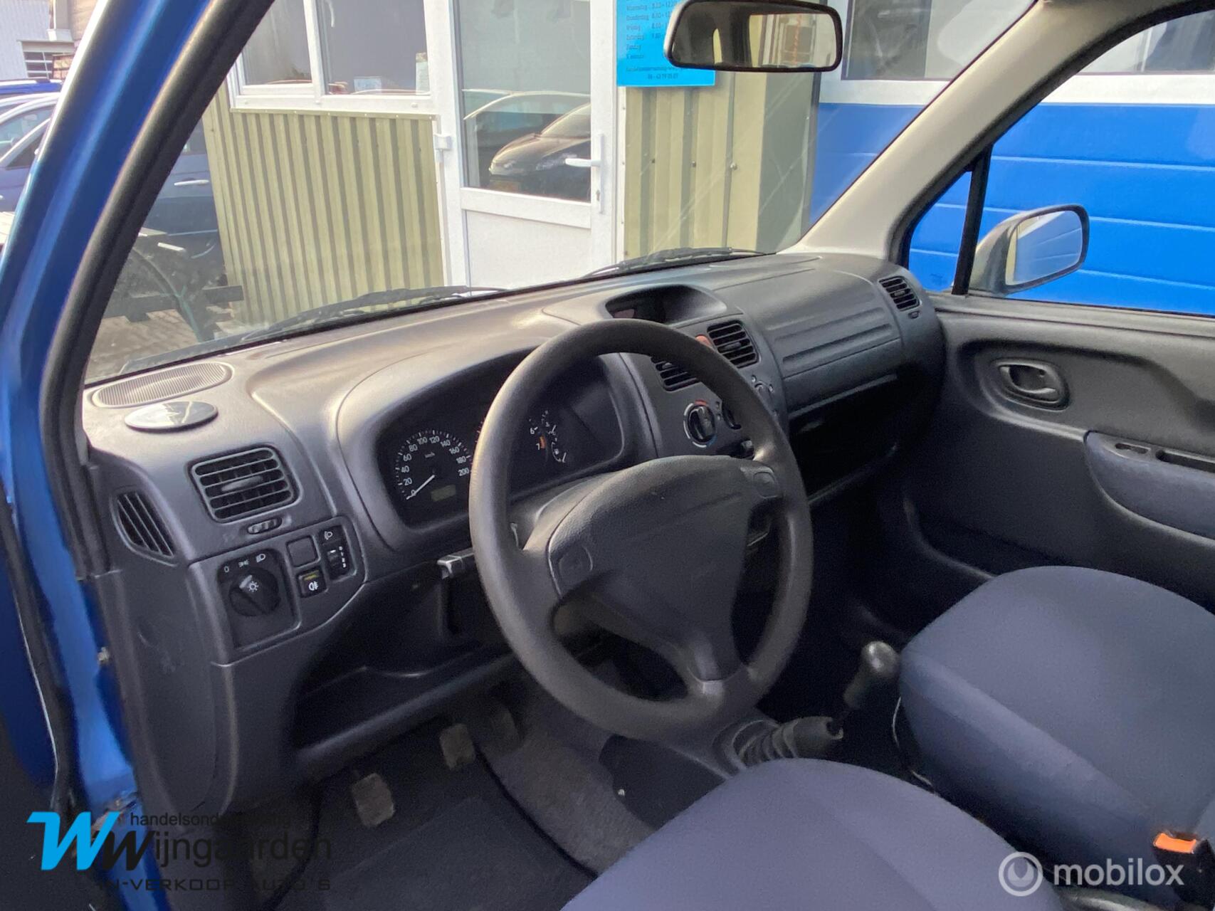 Foto van Suzuki Wagon R