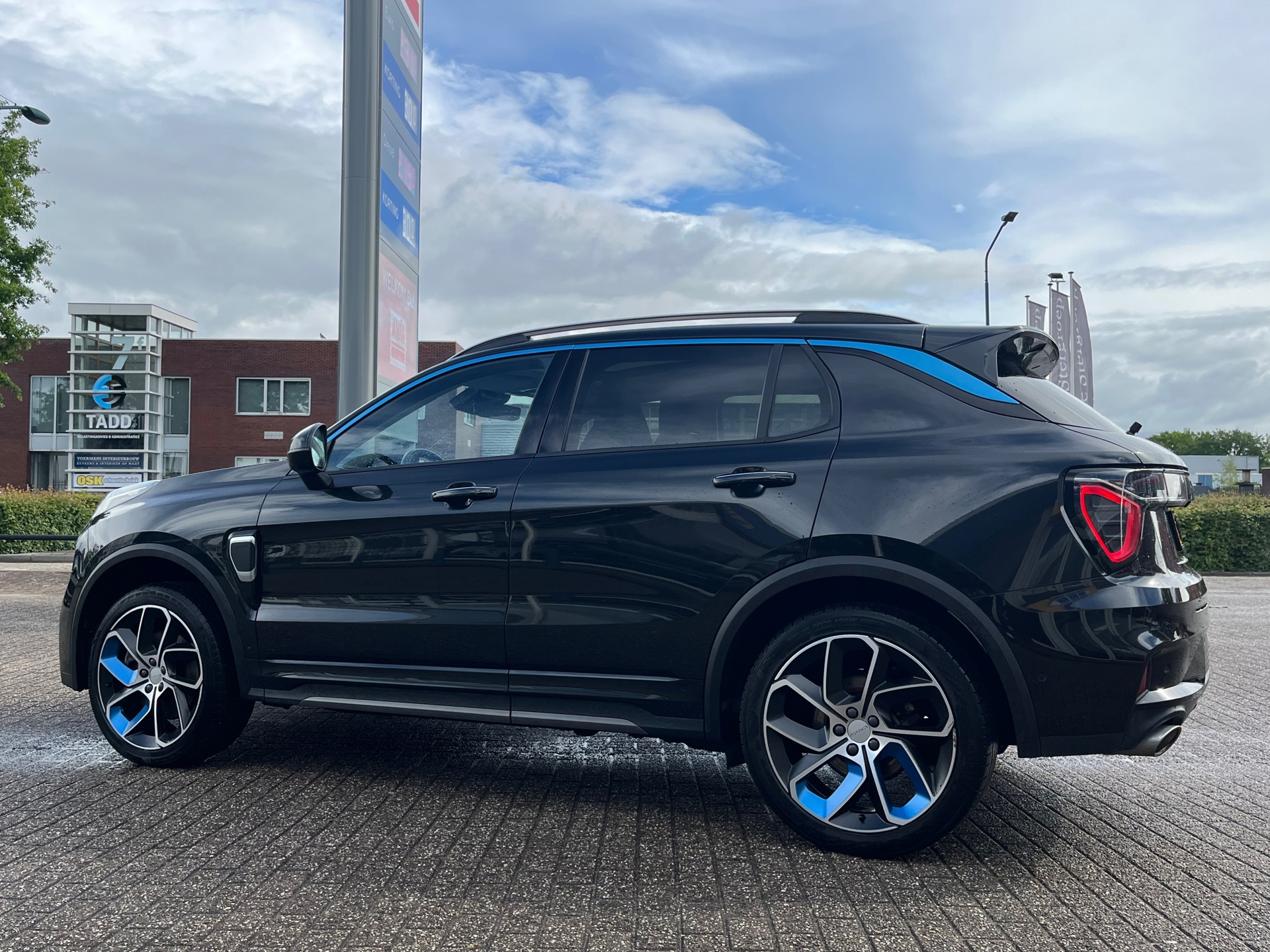 Foto van Lynk&co LYNK & Co 01