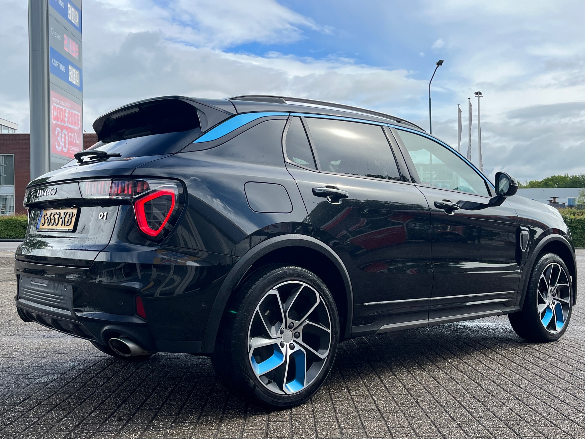 Foto van Lynk&co LYNK & Co 01