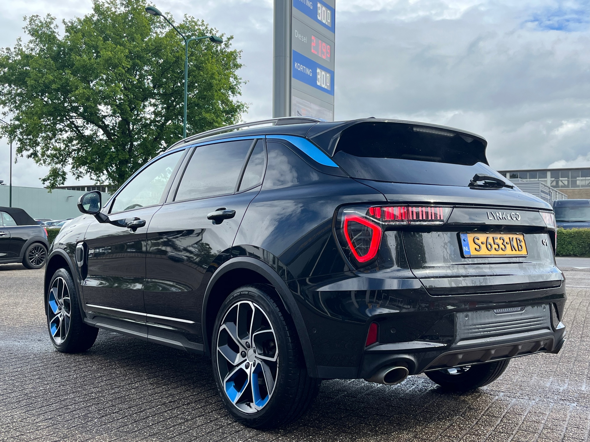 Foto van Lynk&co LYNK & Co 01