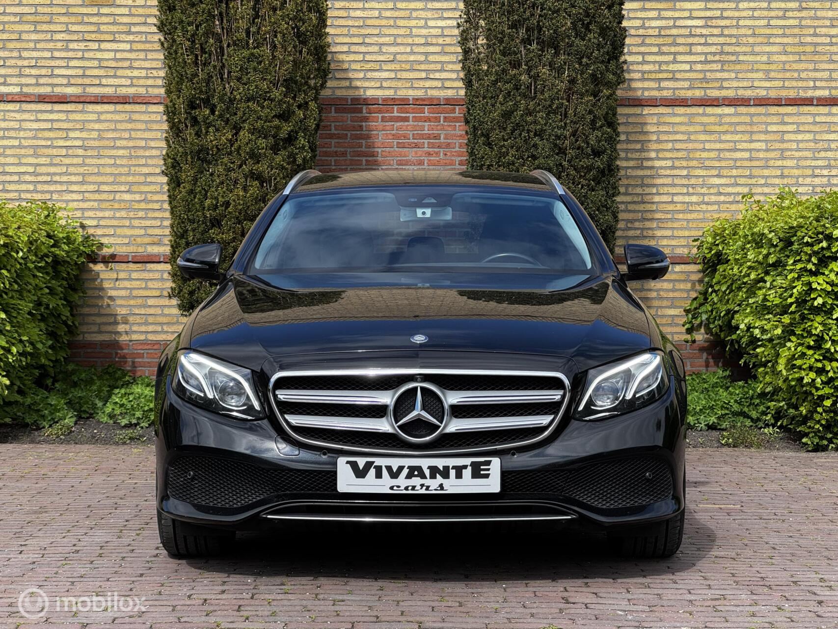 Foto van Mercedes-Benz E 220 D