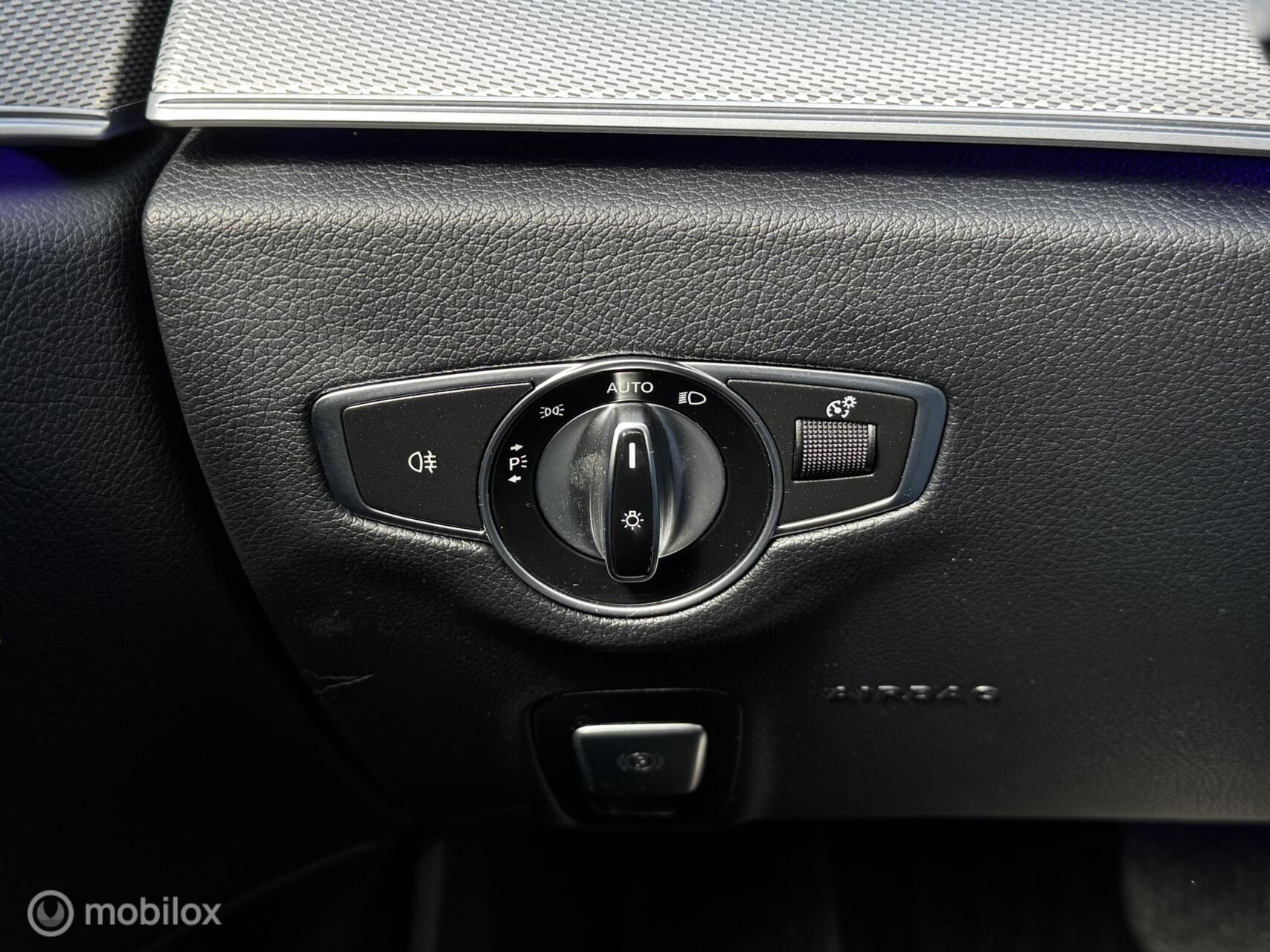 Foto van Mercedes-Benz E 220 D