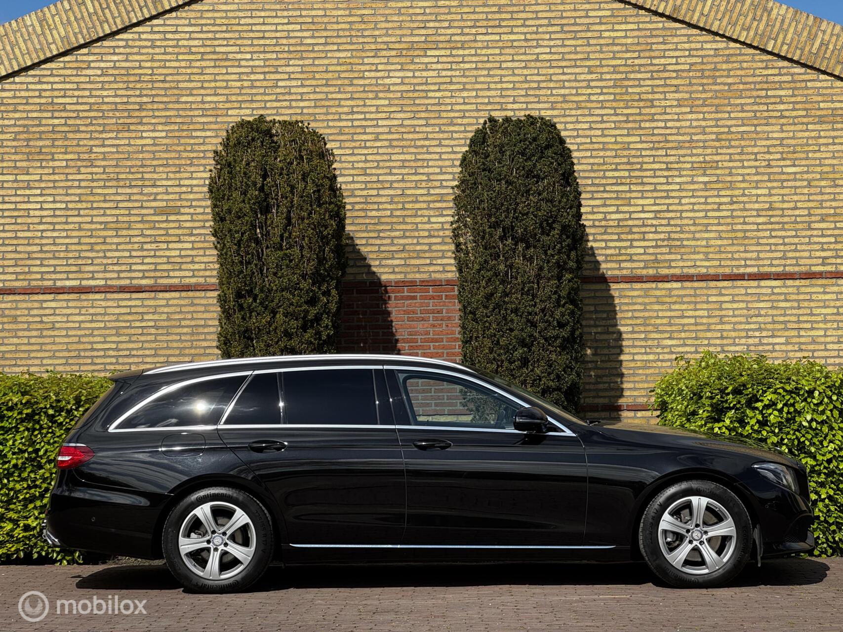 Foto van Mercedes-Benz E 220 D