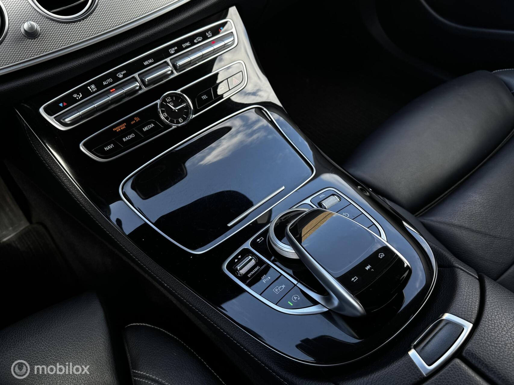 Foto van Mercedes-Benz E 220 D