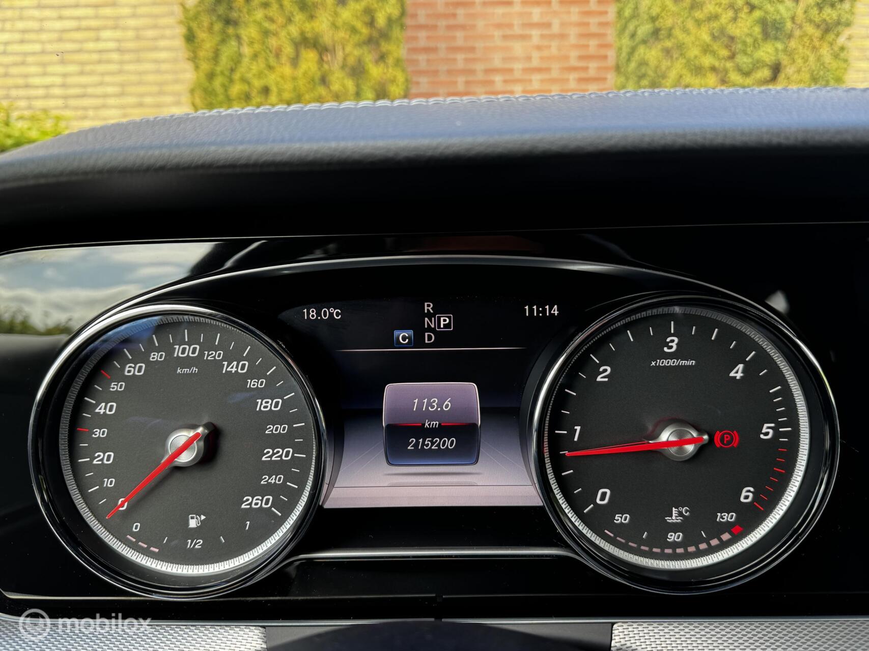 Foto van Mercedes-Benz E 220 D