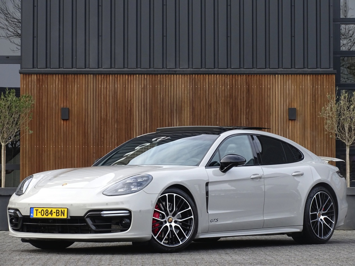 Foto van PORSCHE PANAMERA GTS