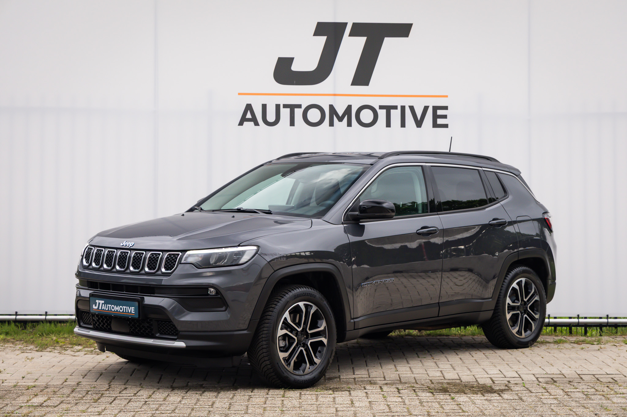 Foto van JEEP COMPASS