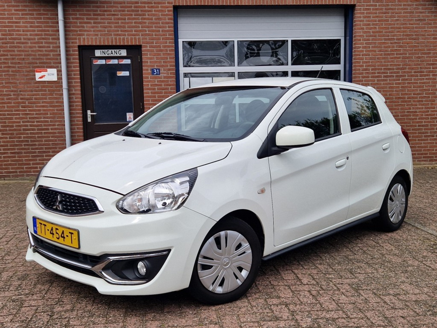 Foto van MITSUBISHI MITSUBISHI SPACE STAR