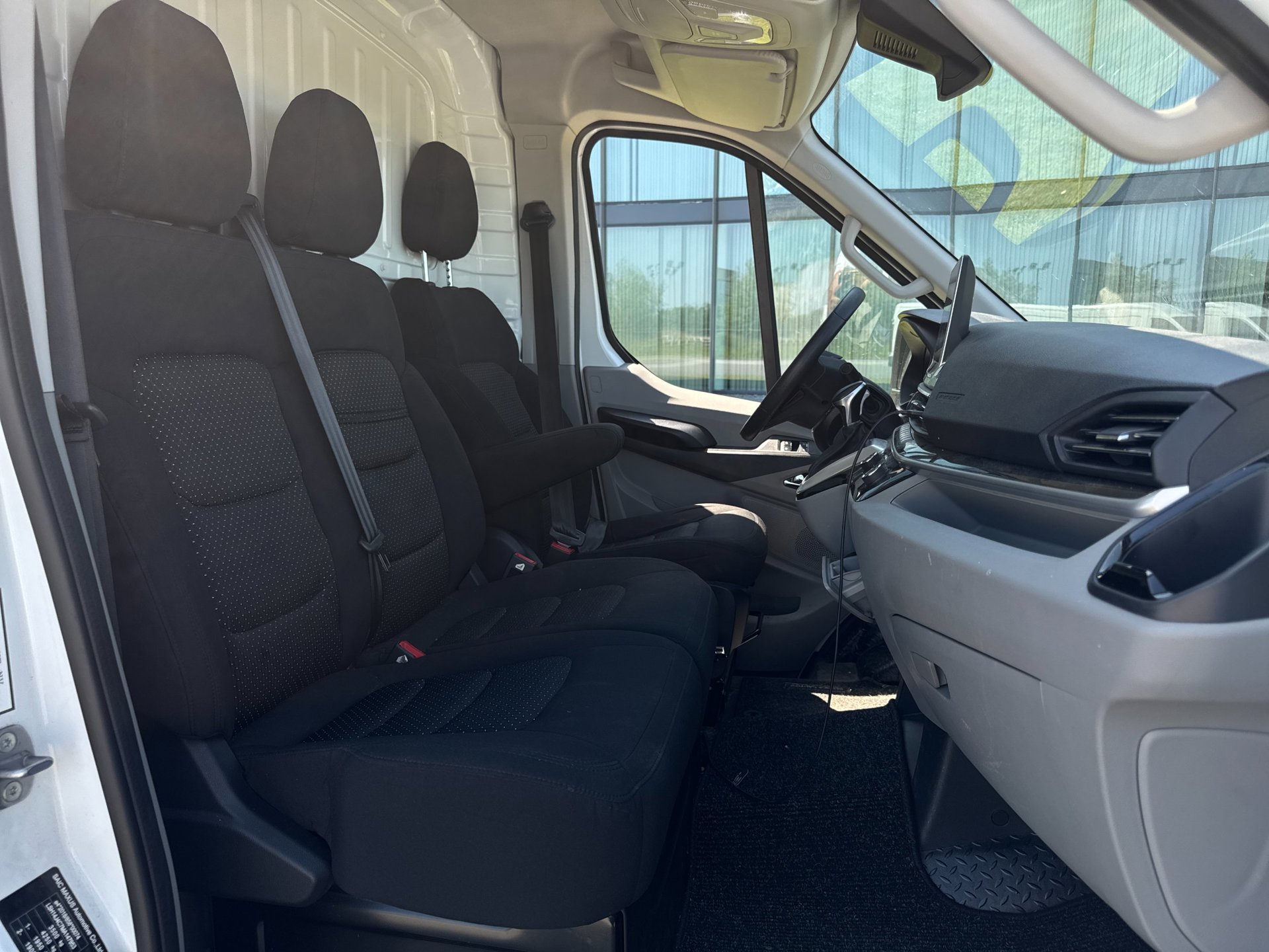 Foto van Maxus Maxus Edeliver 9