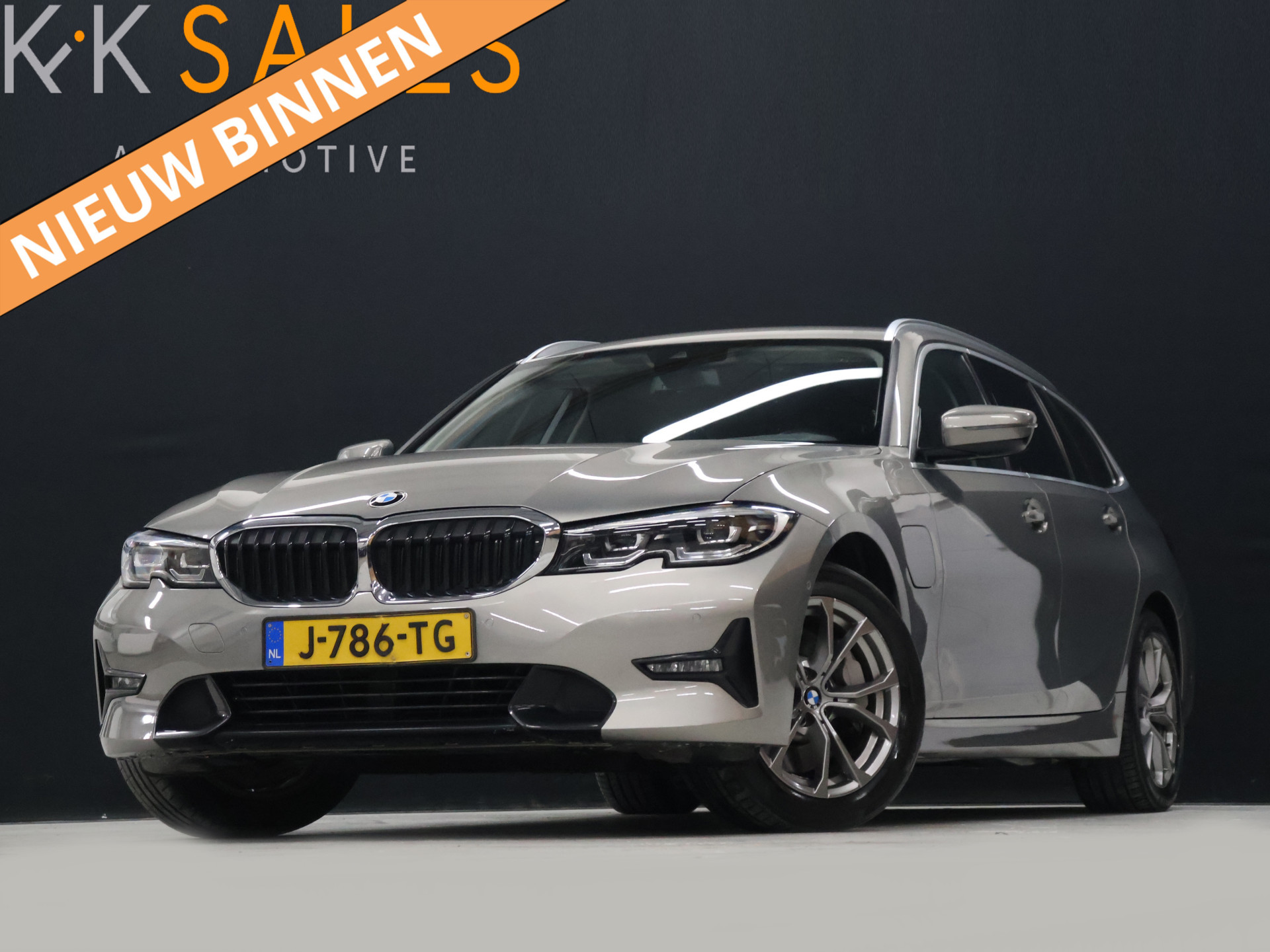 Foto van BMW 330E