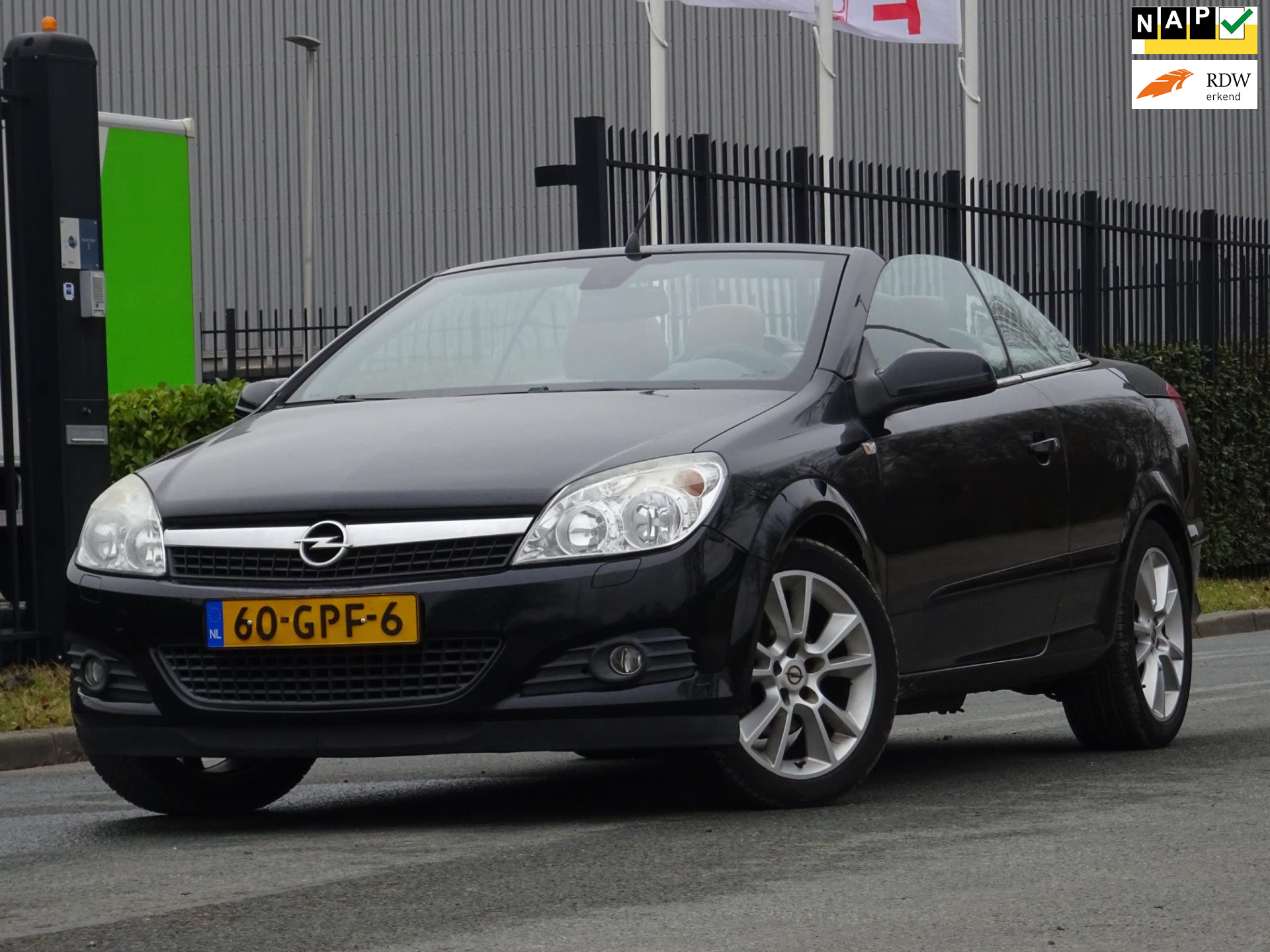Foto van OPEL ASTRA TWIN TOP