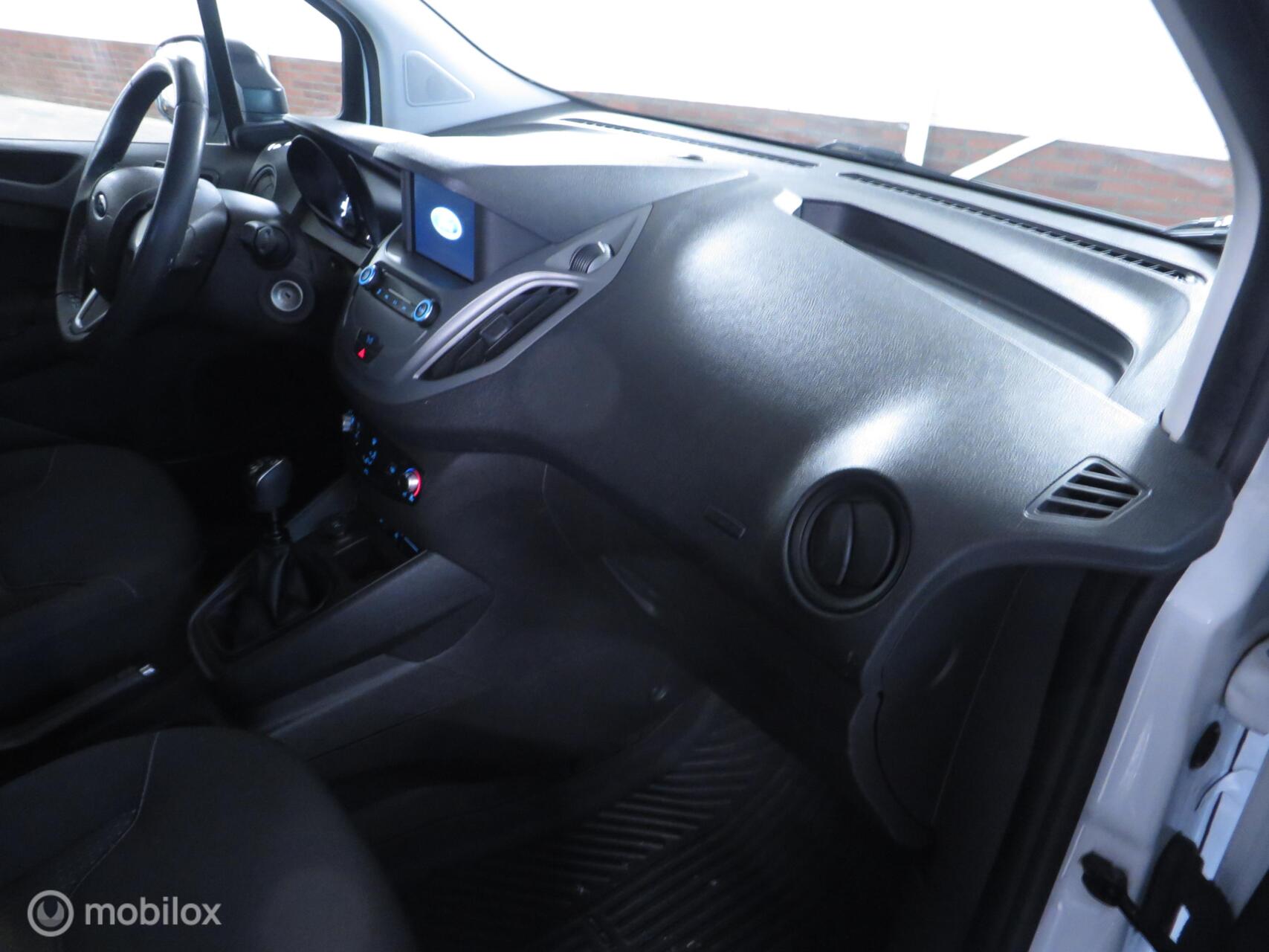 Foto van Ford Transit Courier