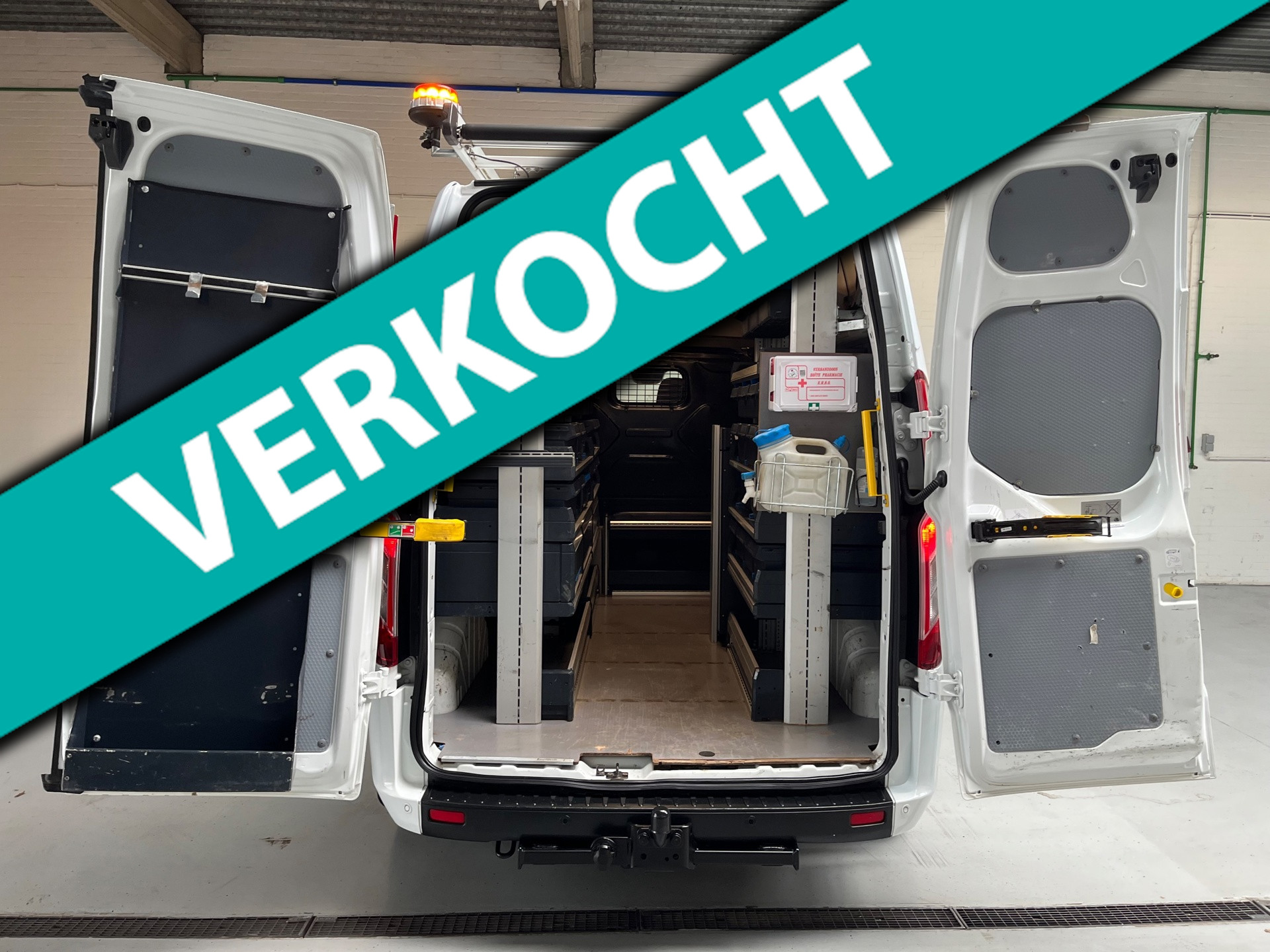 Ford Transit Custom Servicewagen 340 2.0 TDCI 130PK L2H2 Trend MHEV Inrichting, Omvormer, Imperiaal, Trekhaak, RIJKLAARPRIJS! 2021 - voorkant