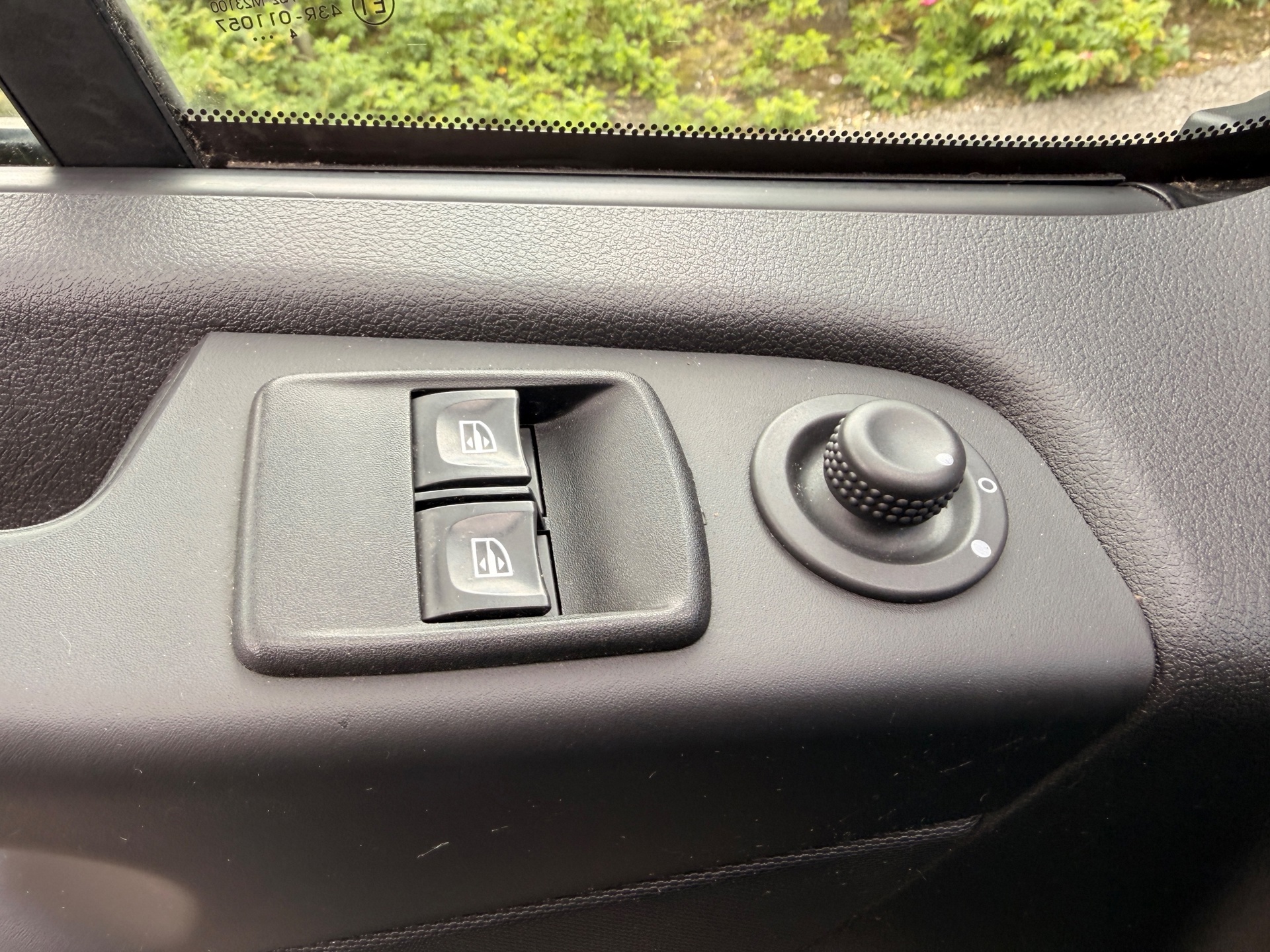 Foto van Opel Vivaro-b