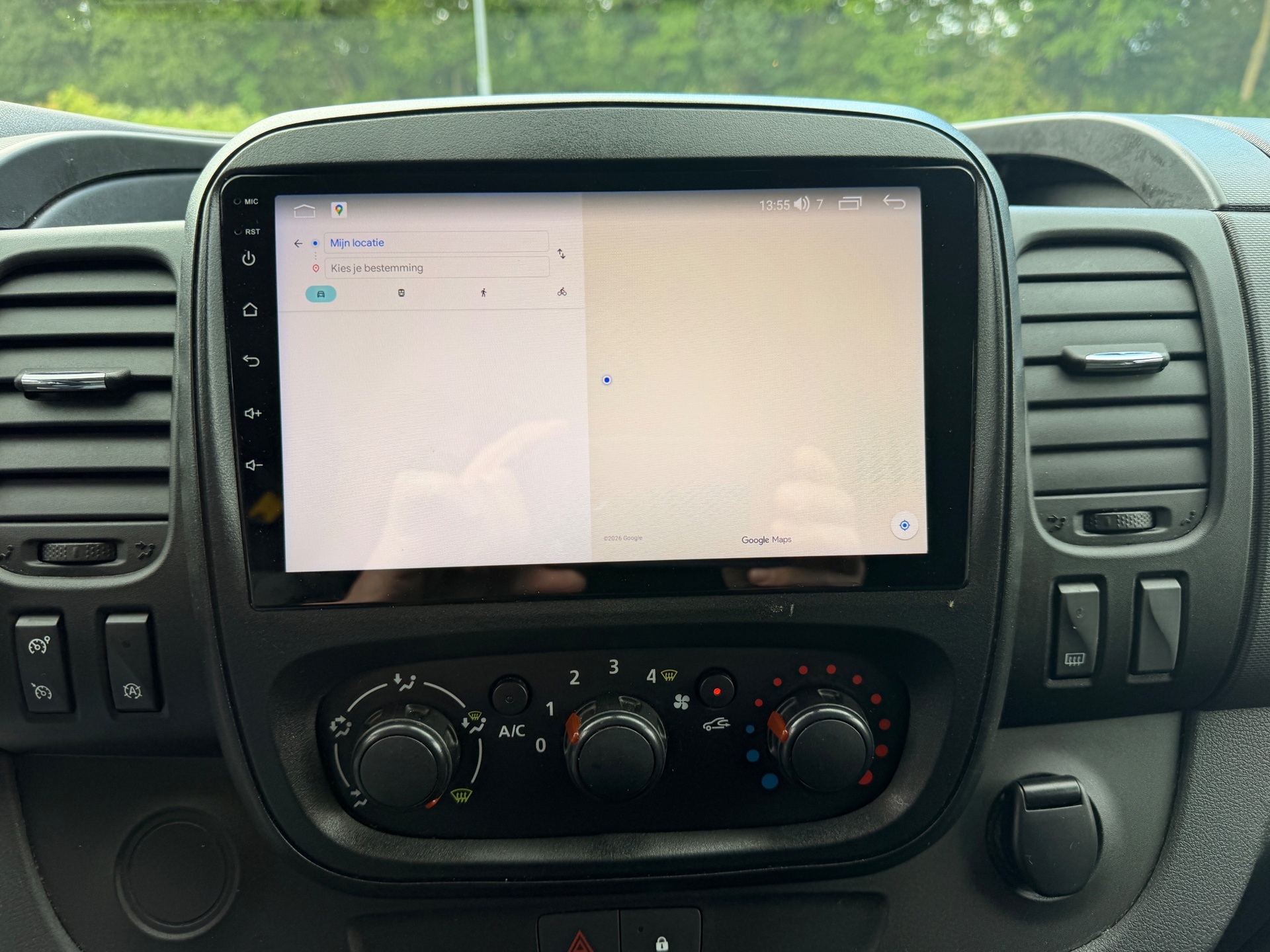 Foto van Opel Vivaro-b