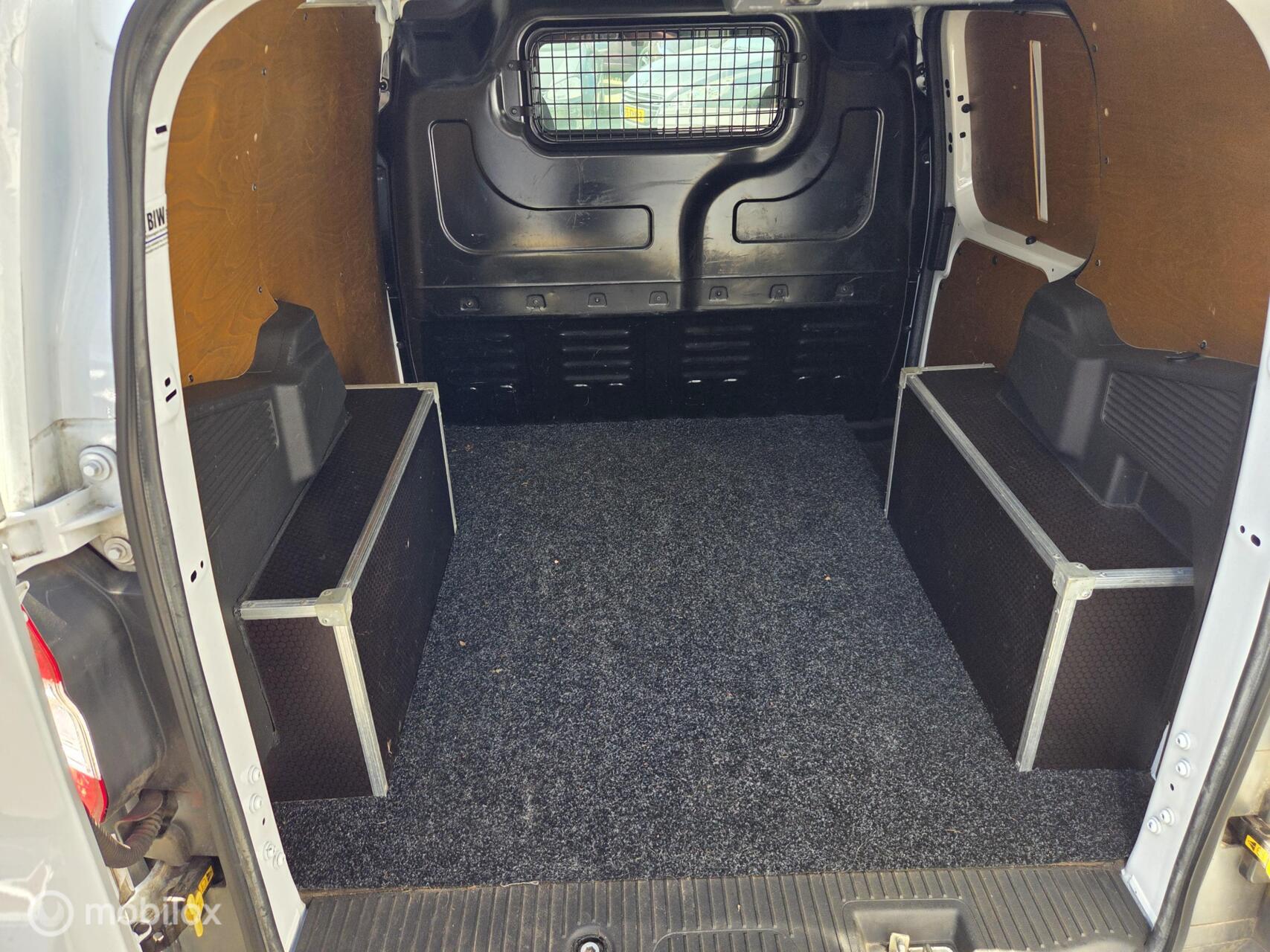 Foto van Ford Transit Courier