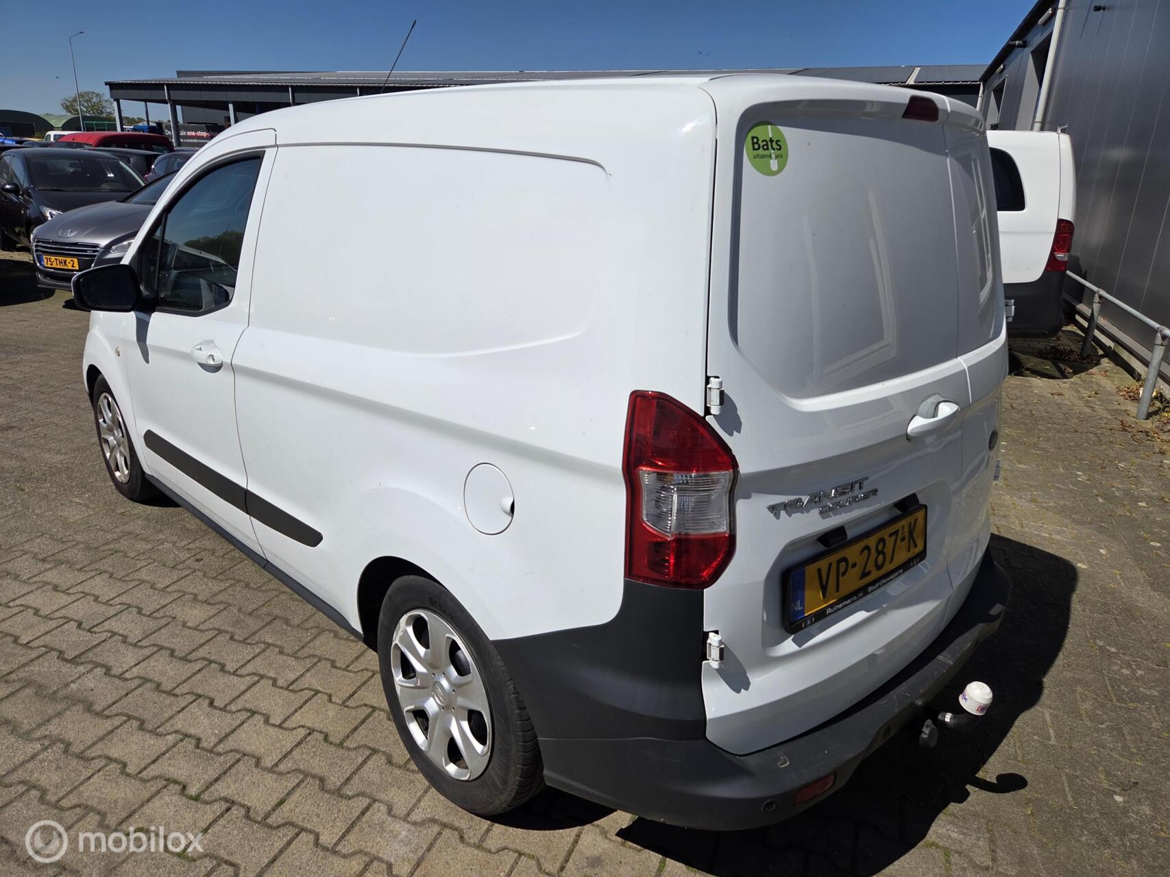 Foto van Ford Transit Courier