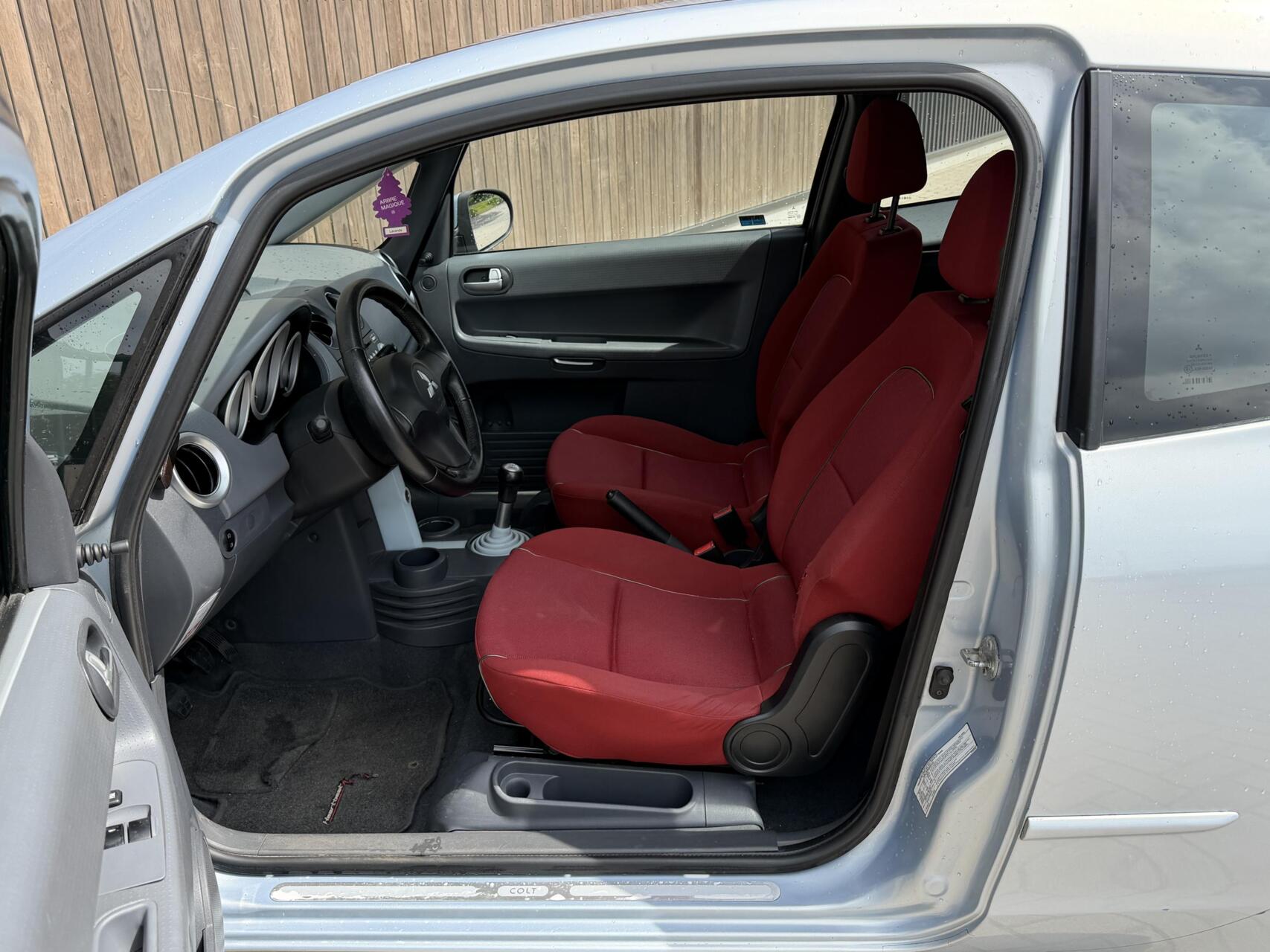 Foto van Mitsubishi Mitsubishi Colt