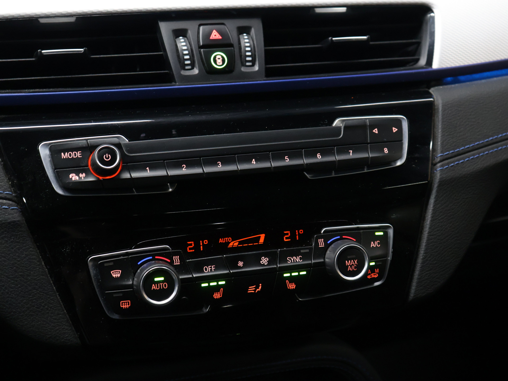 Foto van BMW X1 Xdrive25e