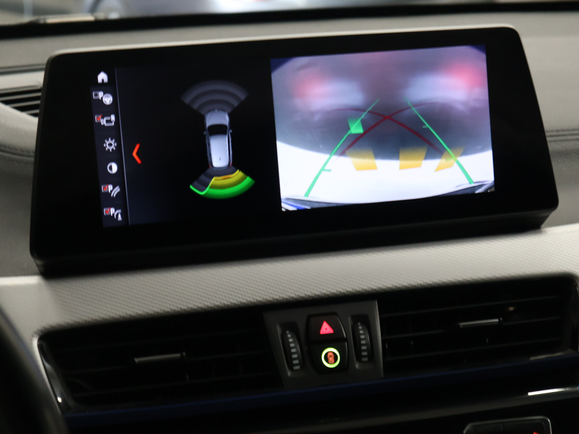 Foto van BMW X1 Xdrive25e