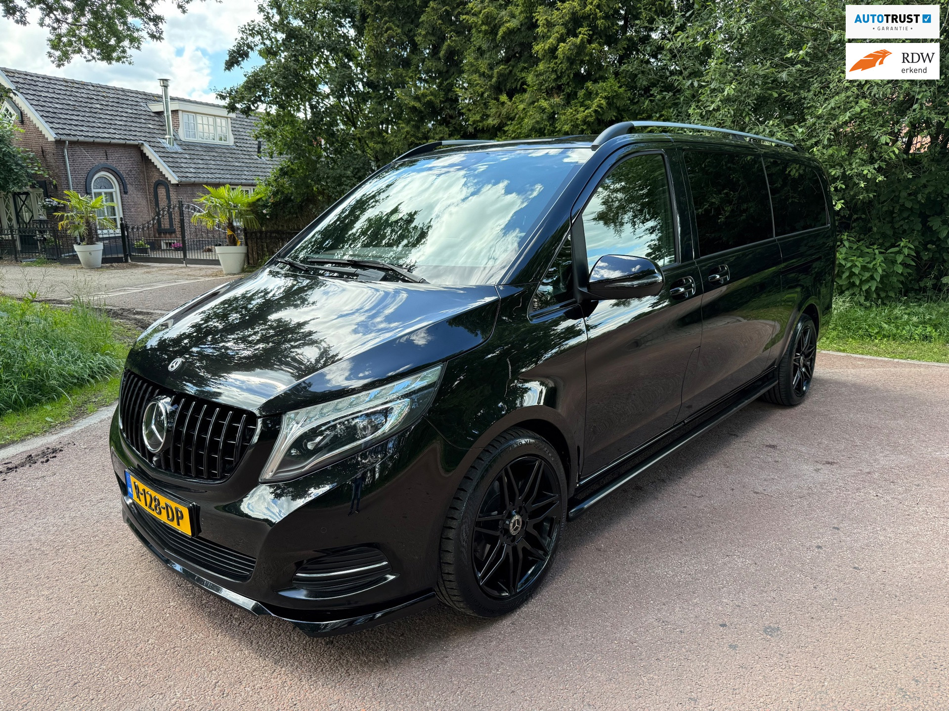 Foto van Mercedes-Benz V-klasse