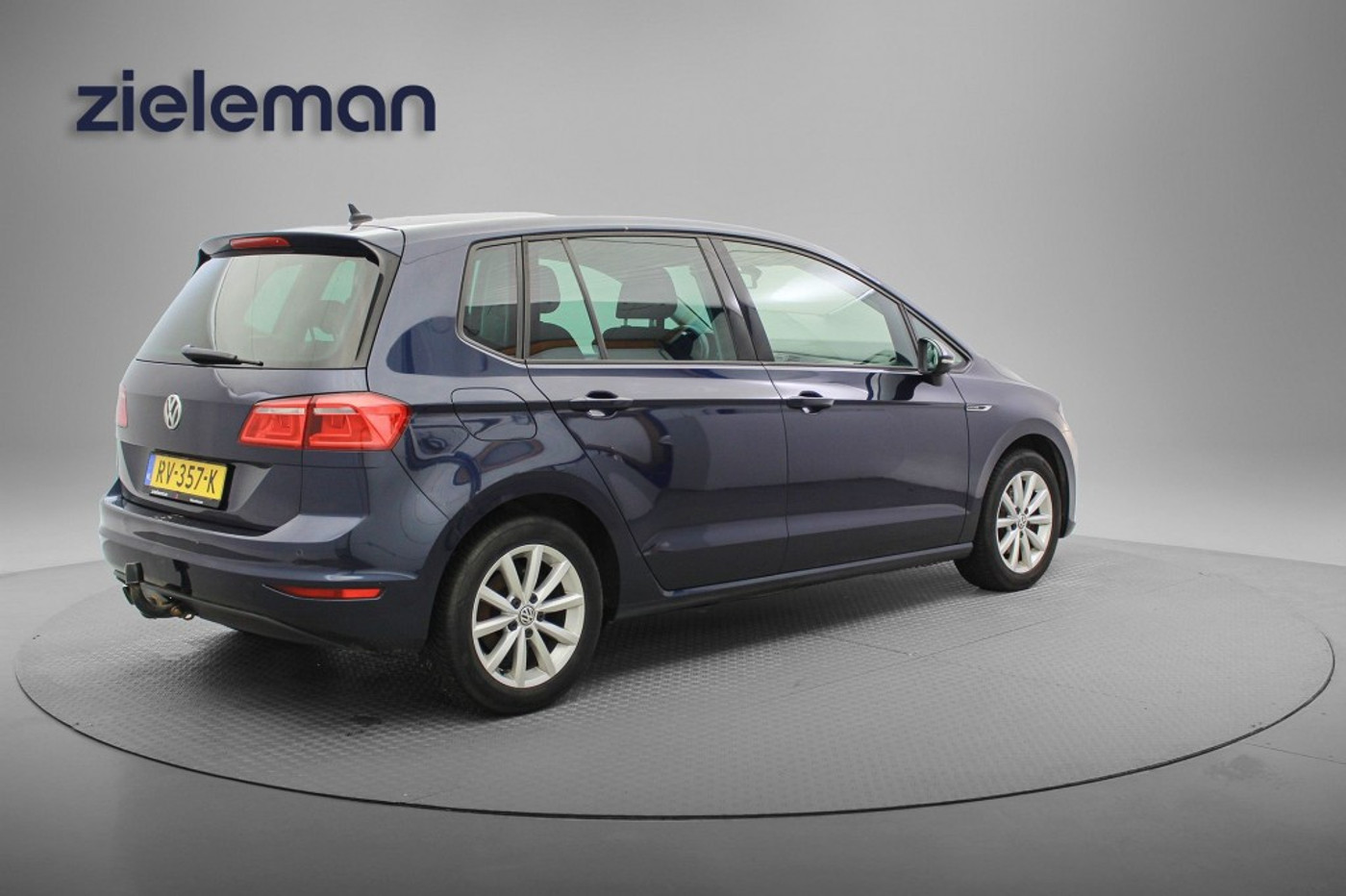Foto van Volkswagen Golf Sportsvan