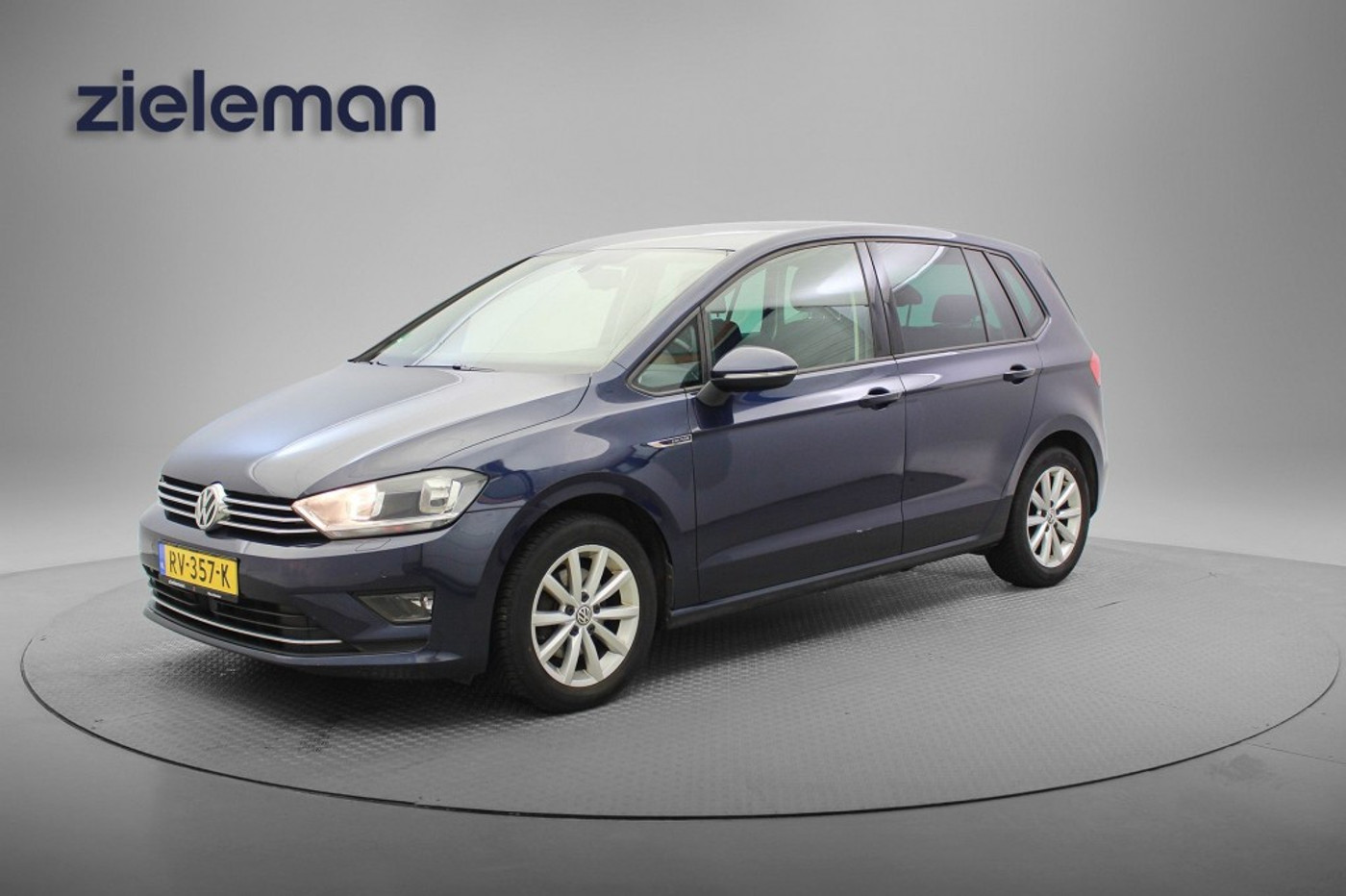 Foto van Volkswagen Golf Sportsvan