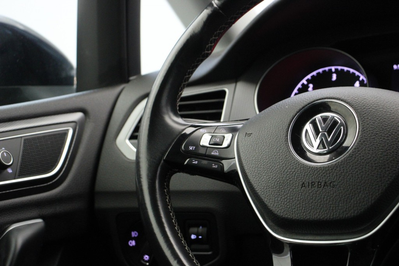 Foto van Volkswagen Golf Sportsvan