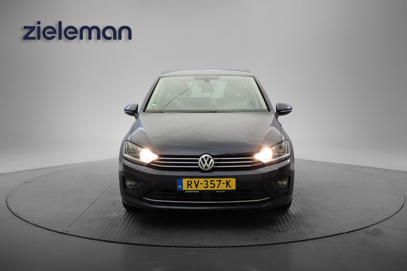 Foto van Volkswagen Golf Sportsvan