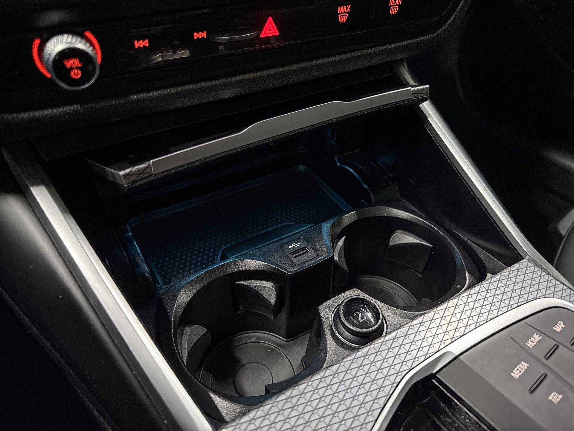 Foto van BMW 330e