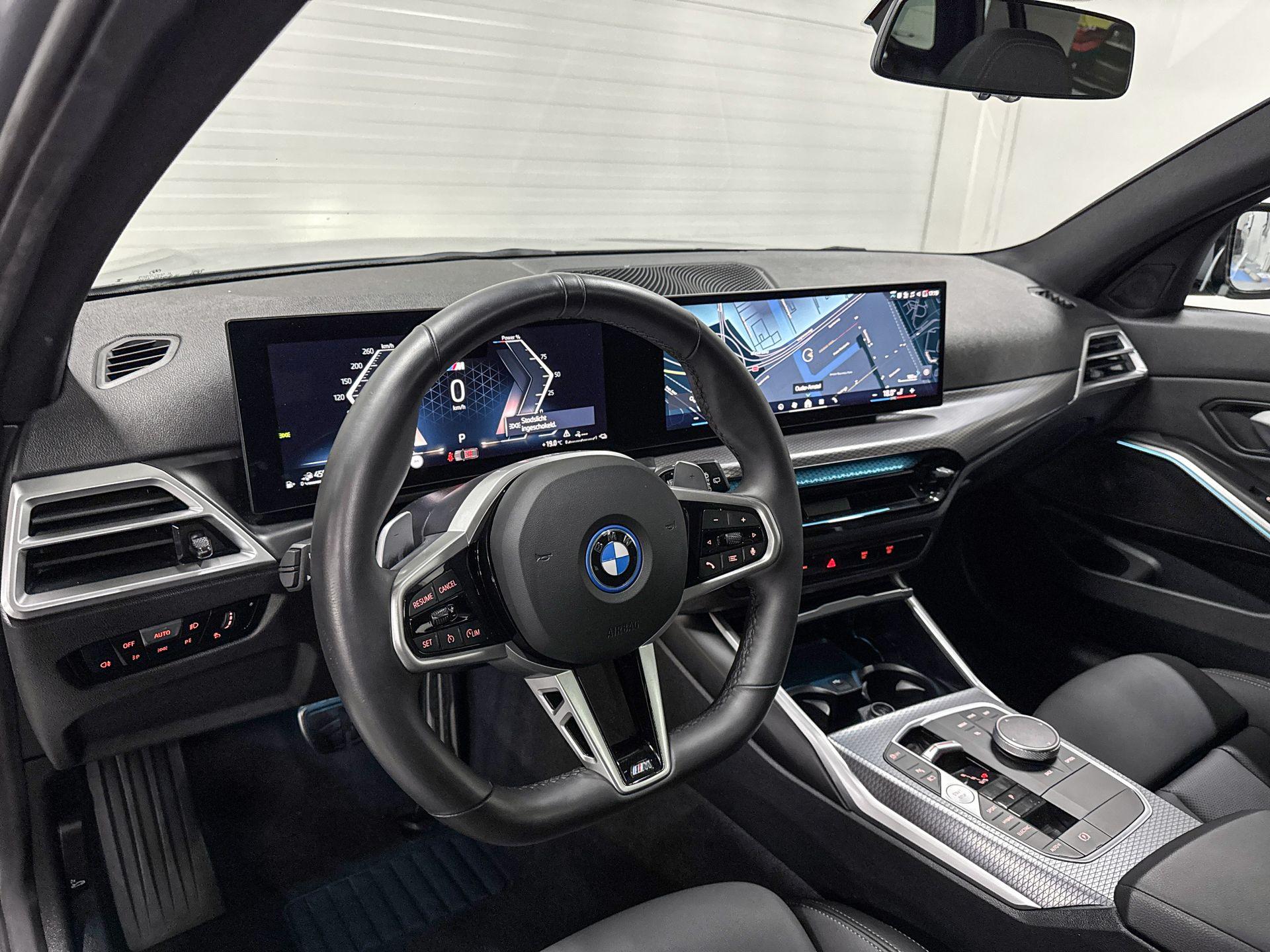 Foto van BMW 330e