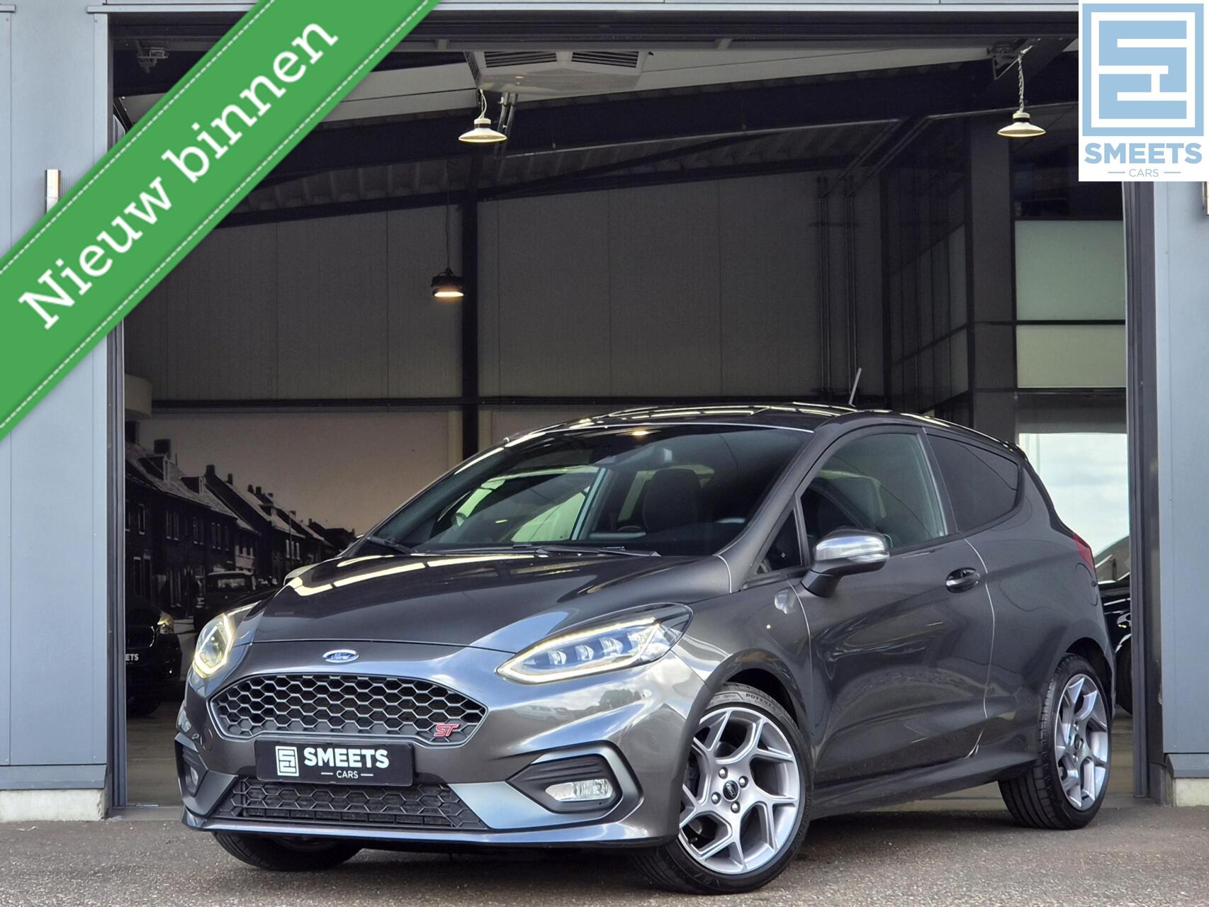 Ford Fiesta ST 1.5 EcoBoost Performance 200PK |Carplay|Clima 2018 - voorkant