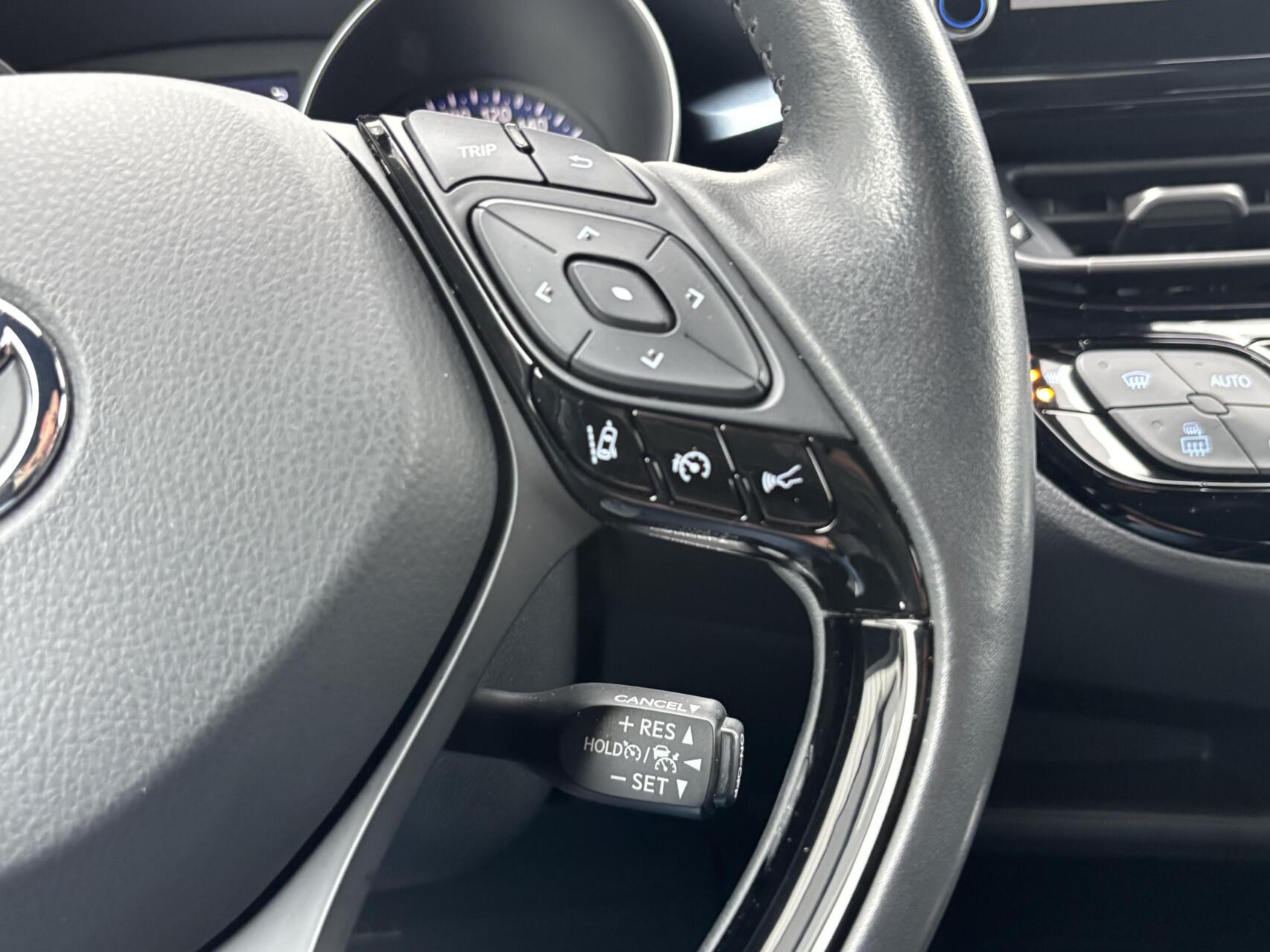 Foto van Toyota Toyota C-hr