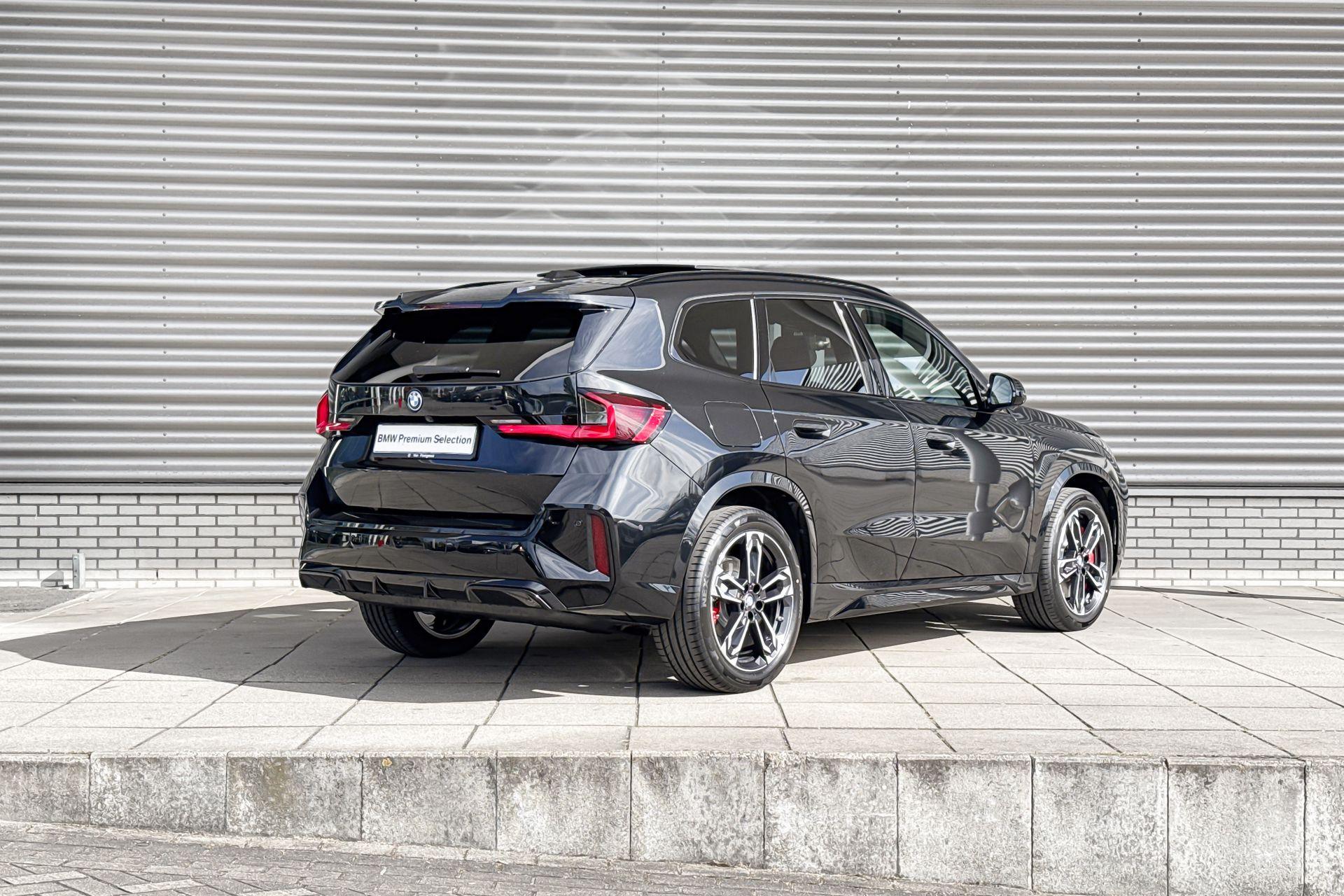 Foto van BMW Ix1 Edrive20