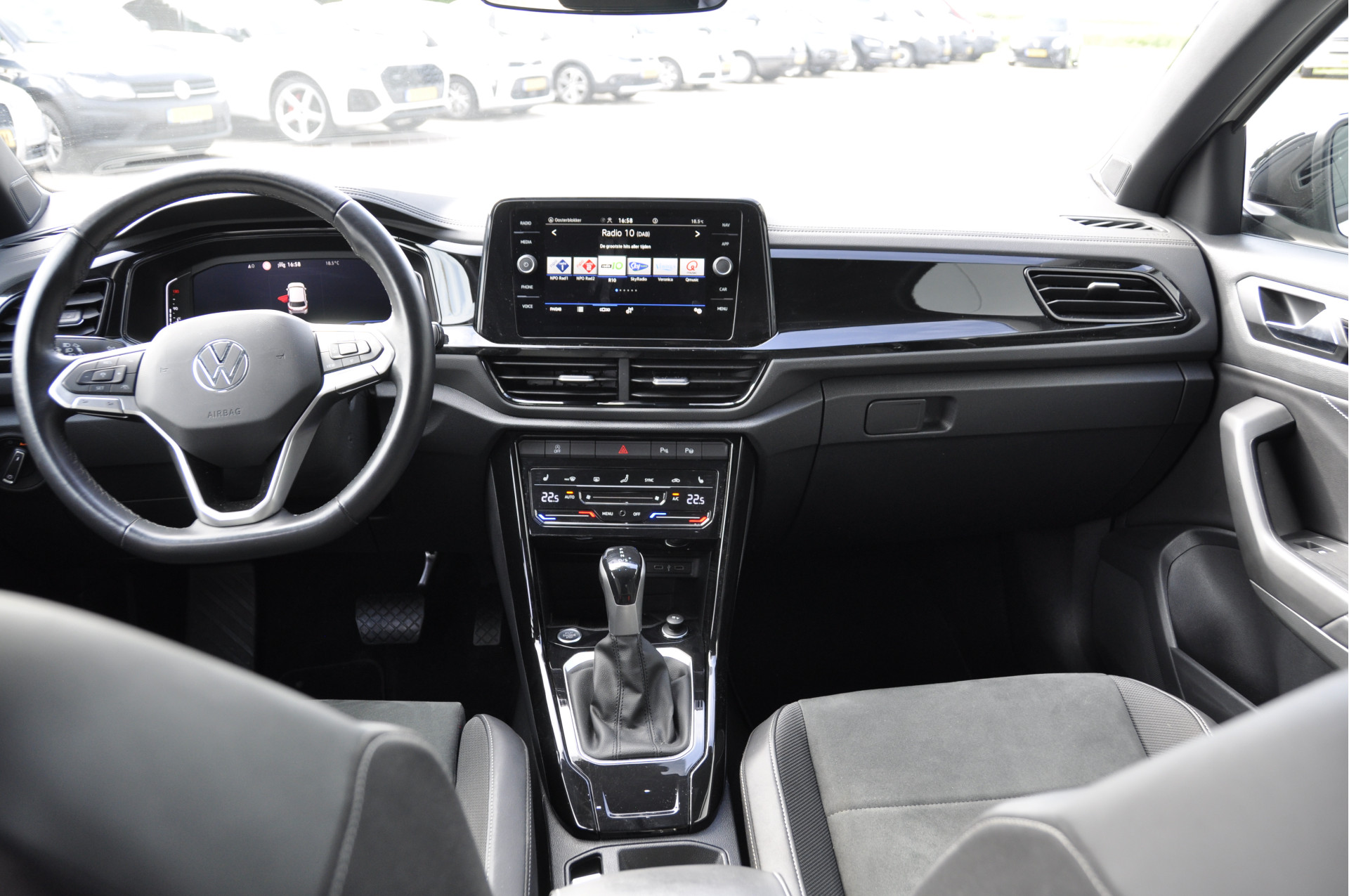 Foto van Volkswagen T-roc