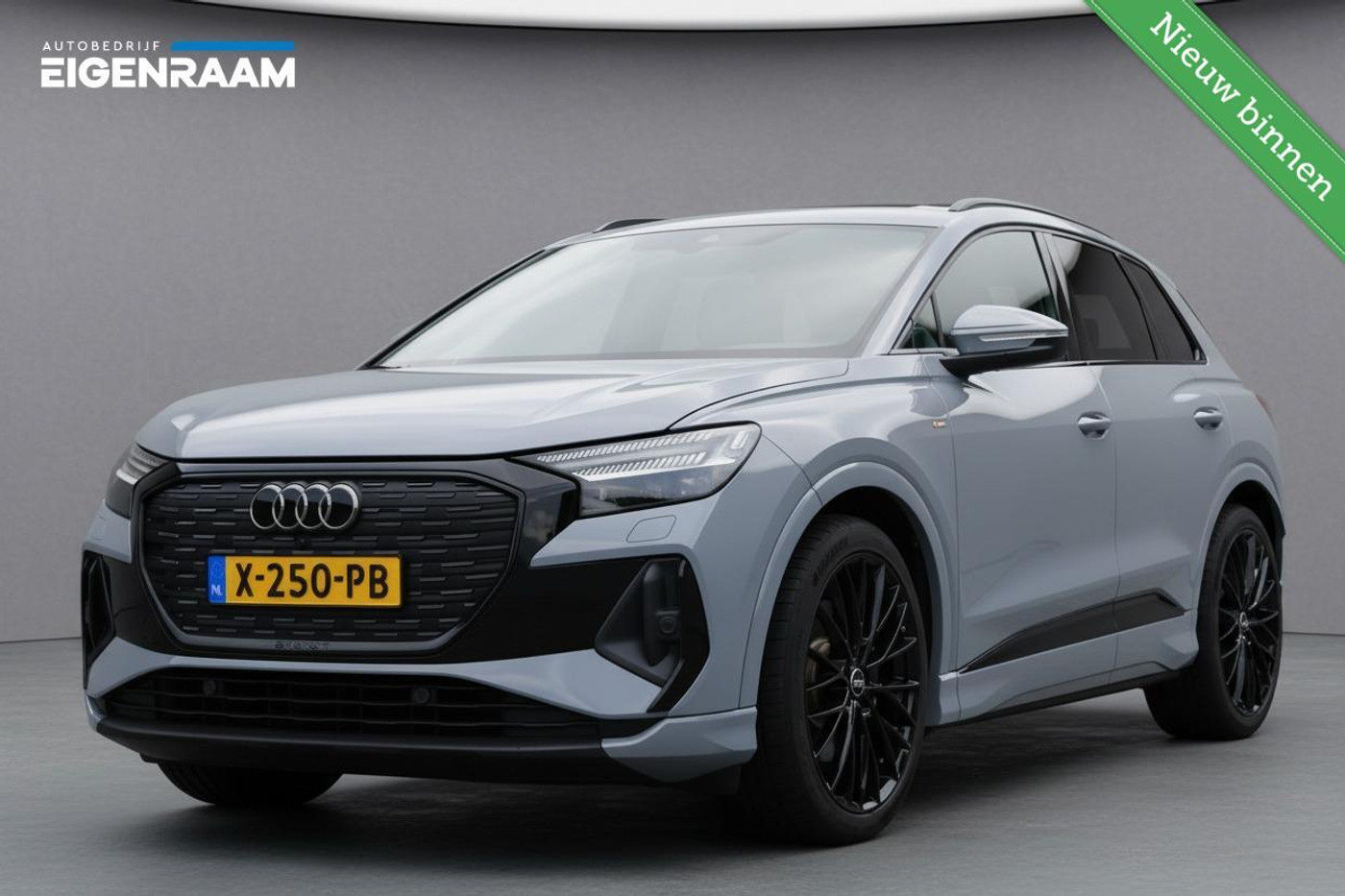 Audi Q4 45 E-tron 45 S Edition 82kWh | Pano | Sonos | ACC | Camera 2024 - voorkant