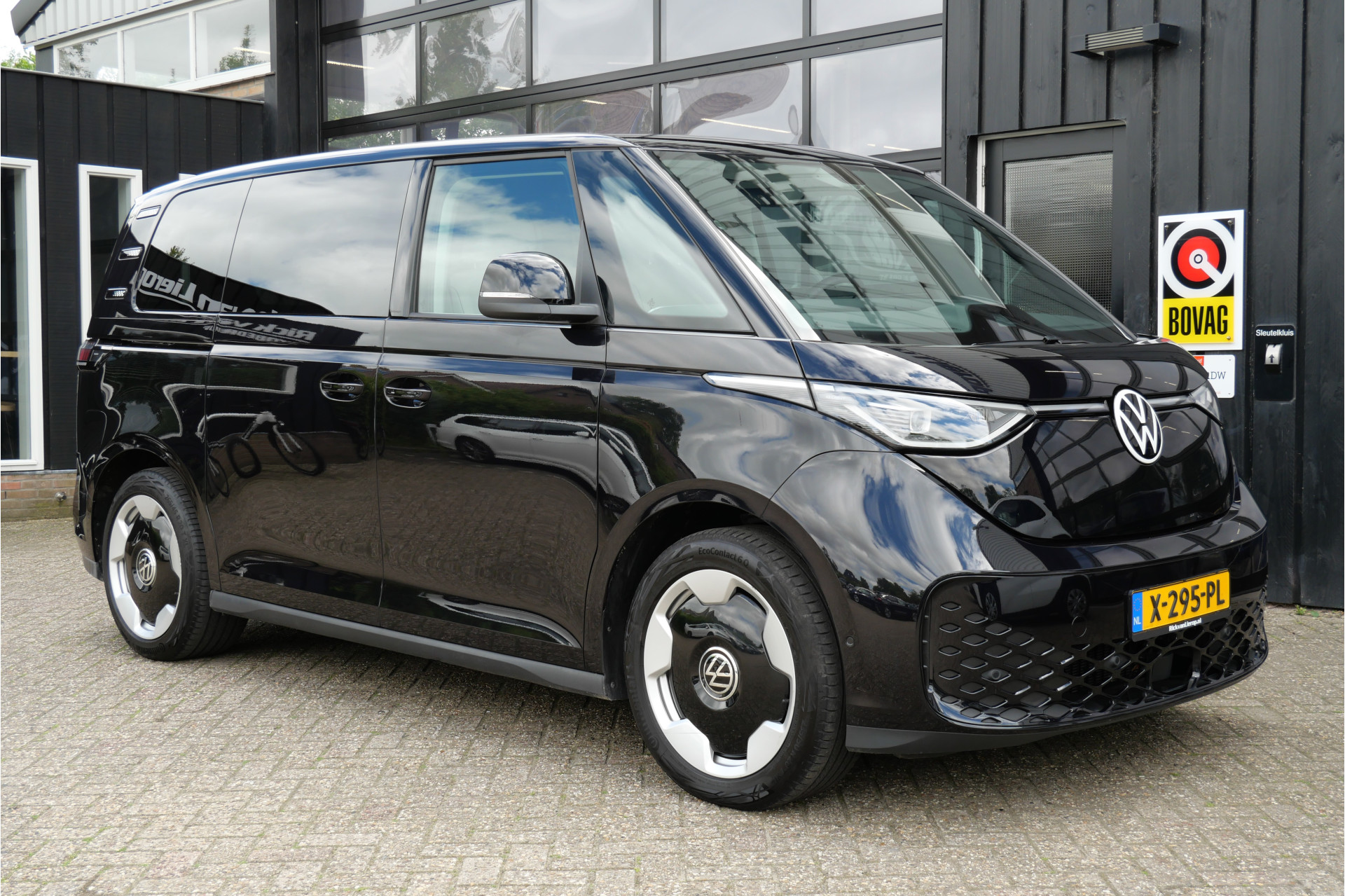 Foto van VOLKSWAGEN ID. BUZZ PRO 150 KW