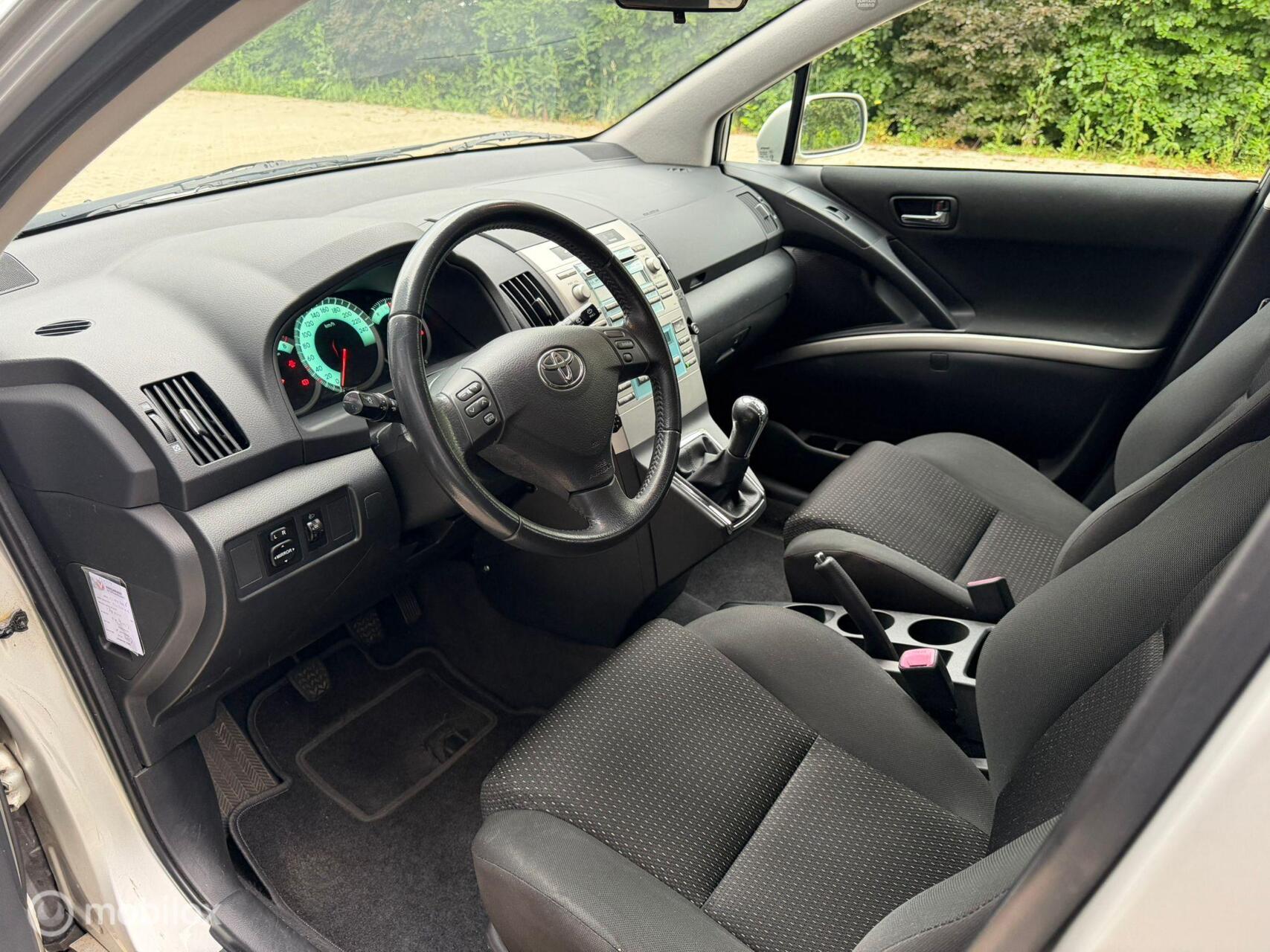 Foto van Toyota Toyota Corolla Verso