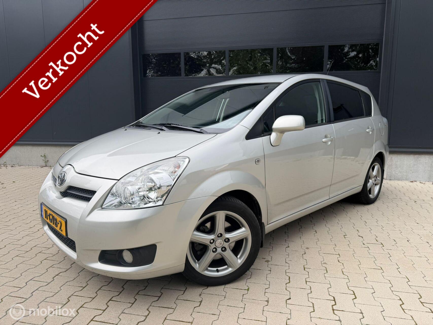 Toyota Toyota Corolla Verso 1.8 VVT-i Terra 7 Persoons 2e Eig Cruise Trekha 2008 - voorkant