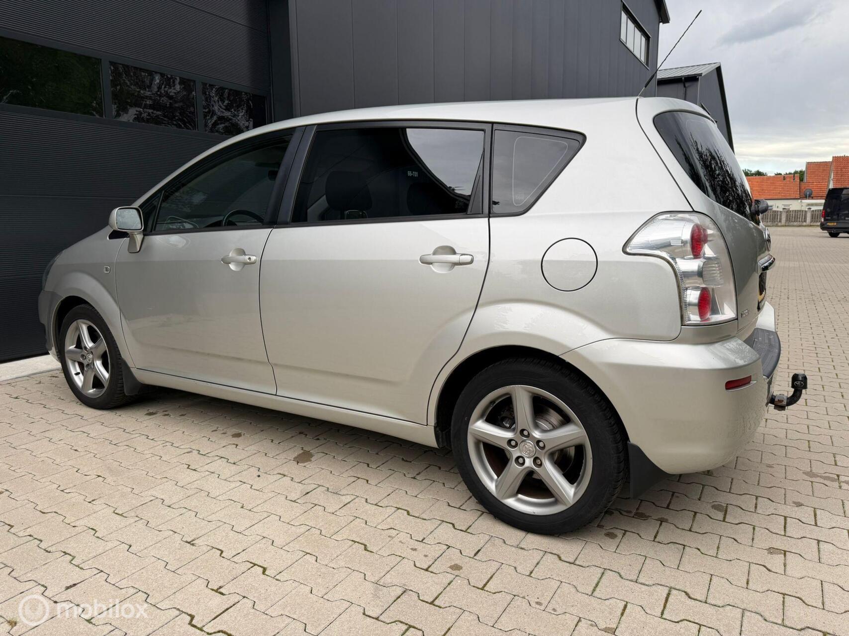 Foto van Toyota Toyota Corolla Verso