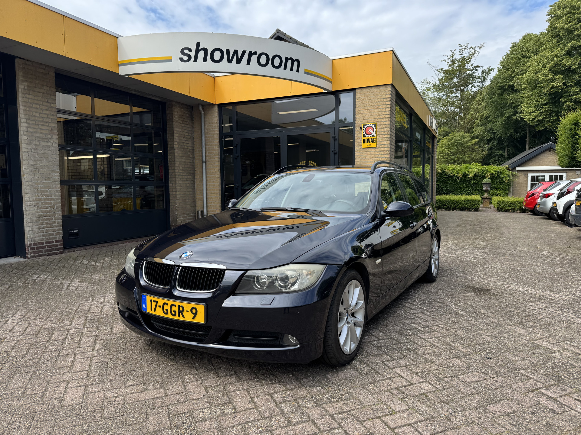 BMW 3er Reihe 318i Business Line Automaat Climate Control 2008 - voorkant