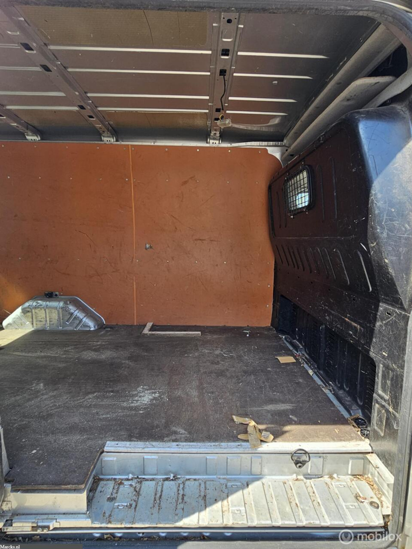 Foto van Ford Transit 350m Van 140dpf 4.27 AWD