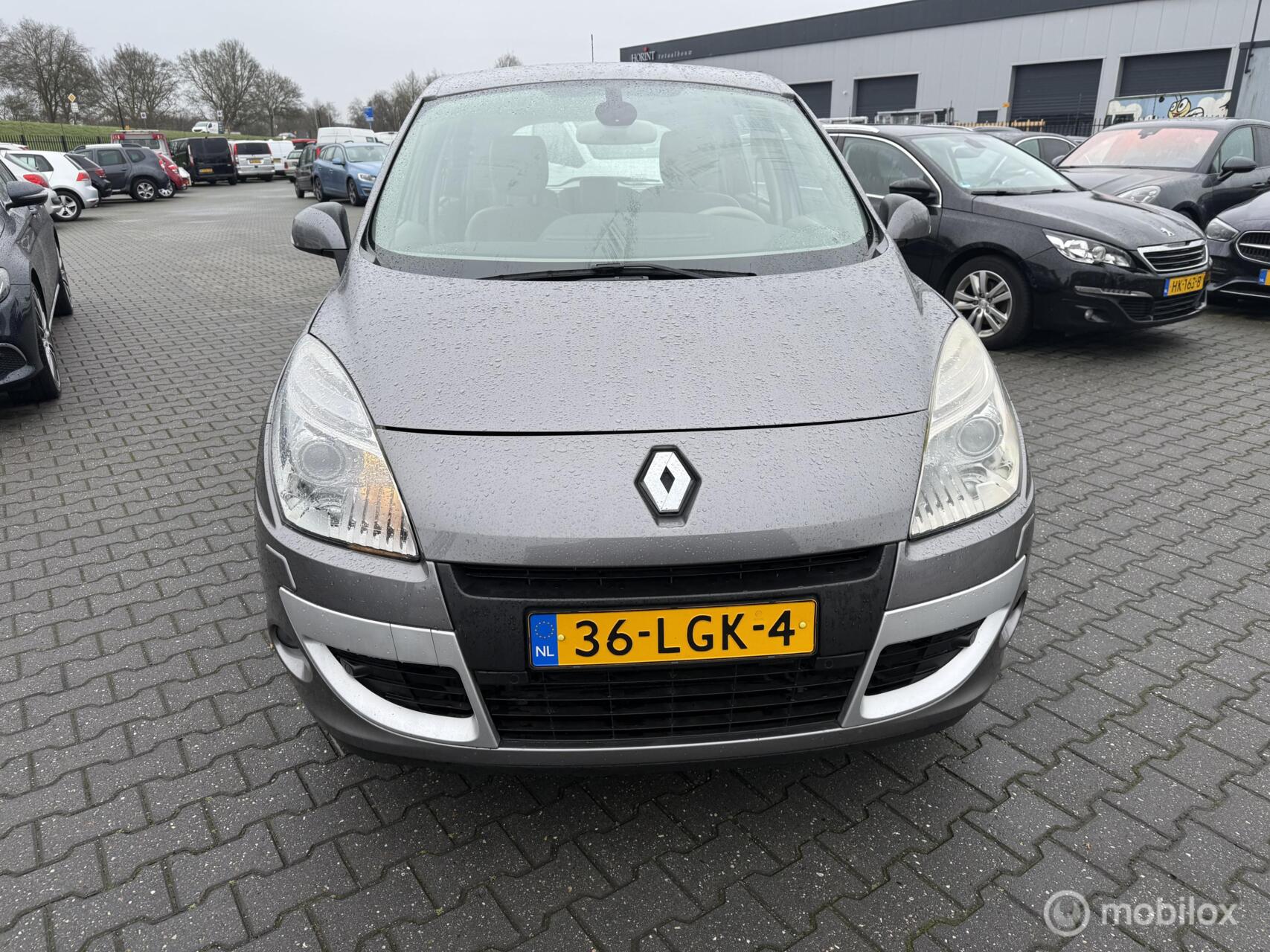 Foto van RENAULT MEGANE SCENIC