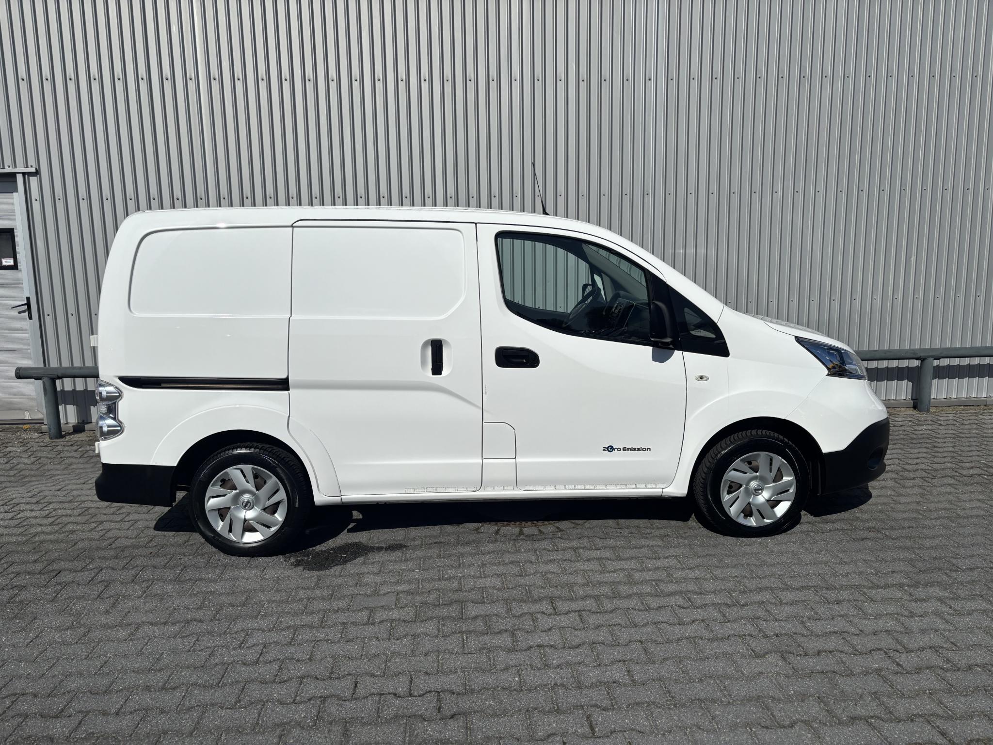 Foto van Nissan Nissan E-nv200