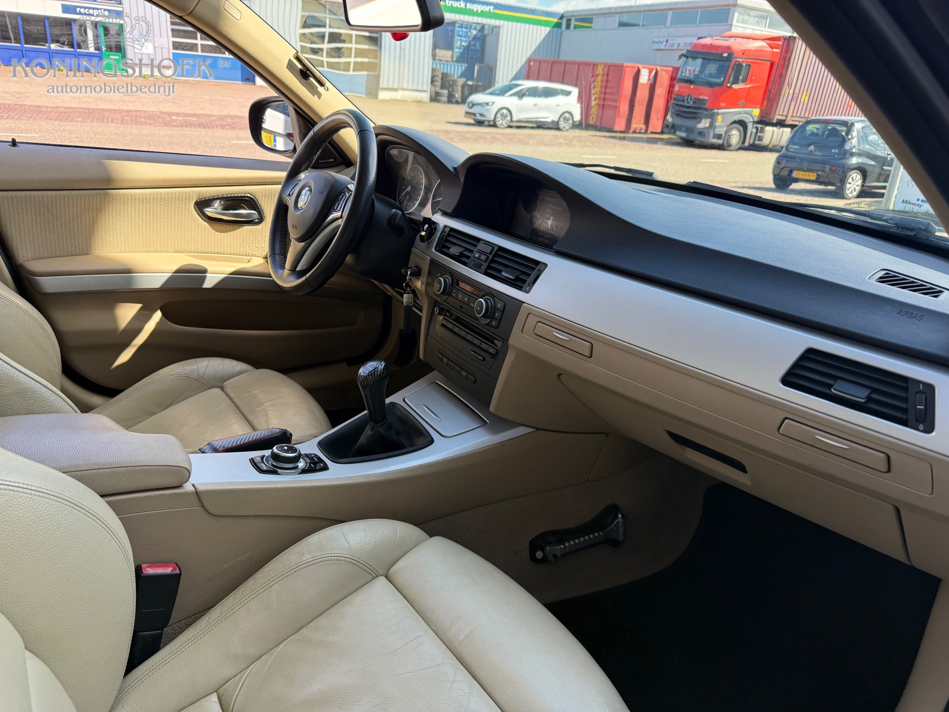 Foto van BMW 318i