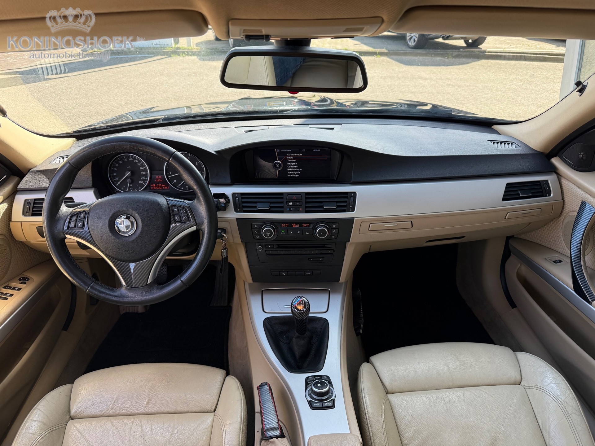 Foto van BMW 318i