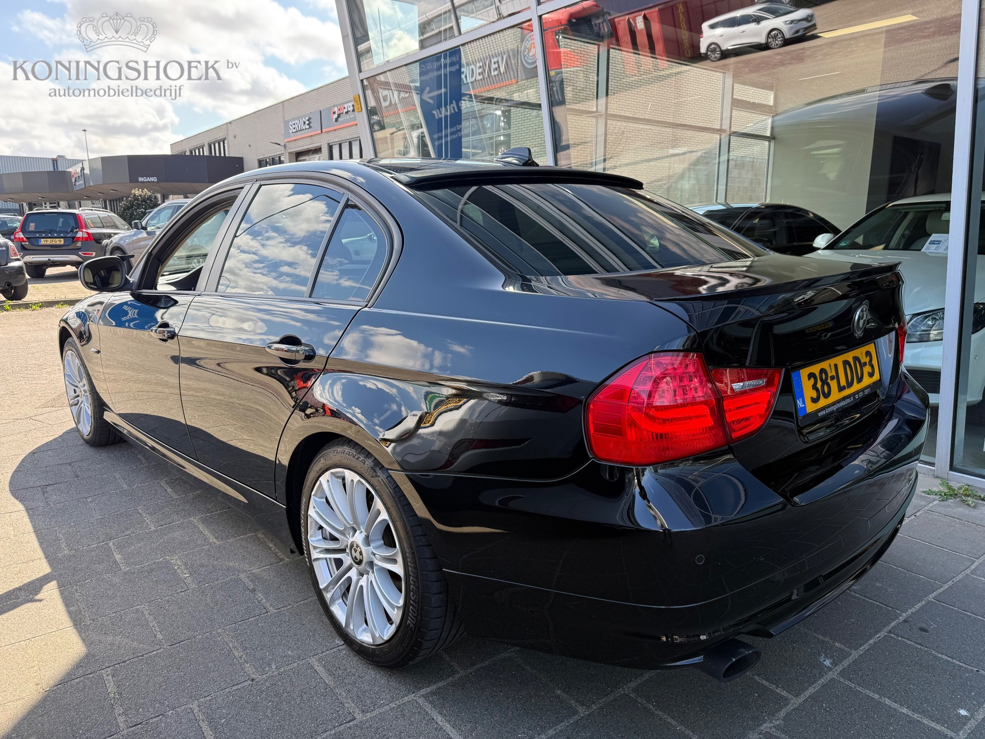 Foto van BMW 318i